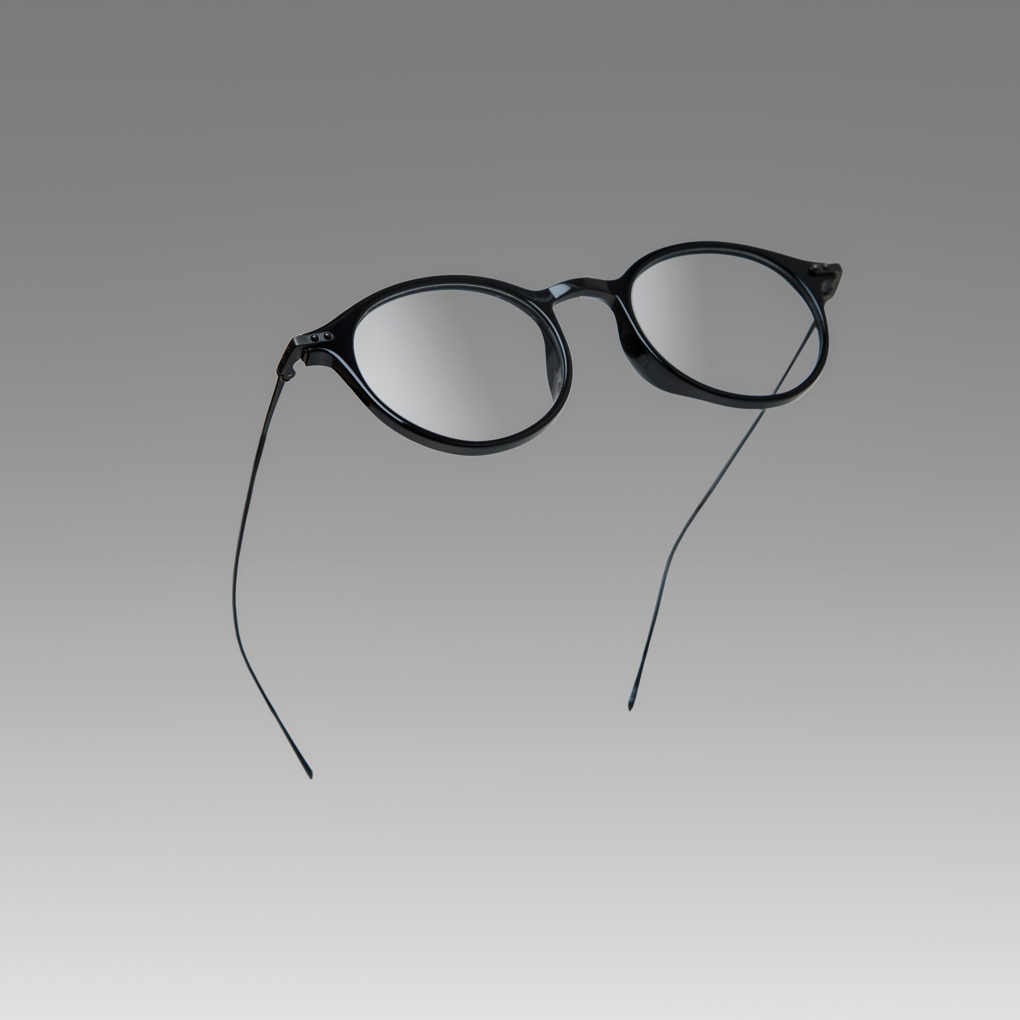 Arris Optical Frame in Black Matt Nickel