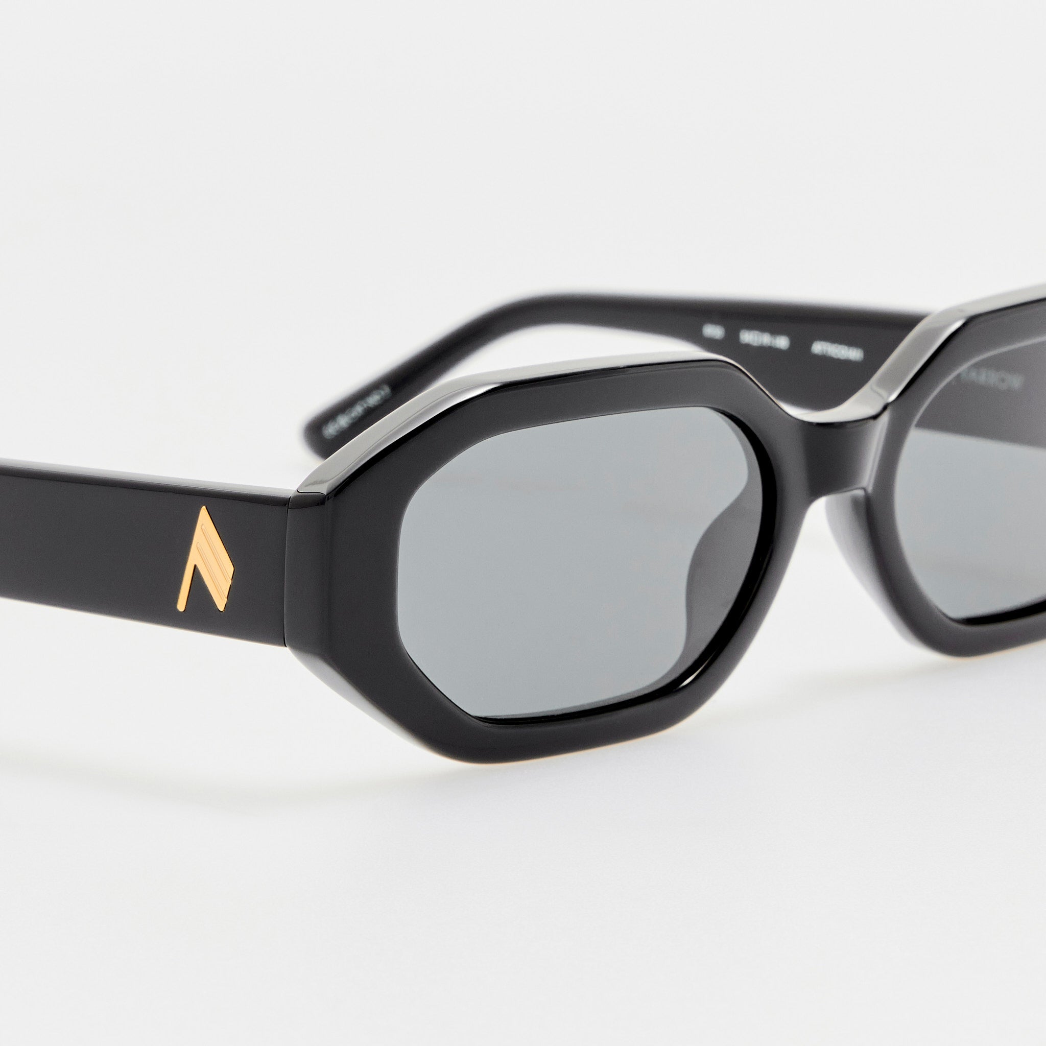 Irene Angular Sunglasses in Black