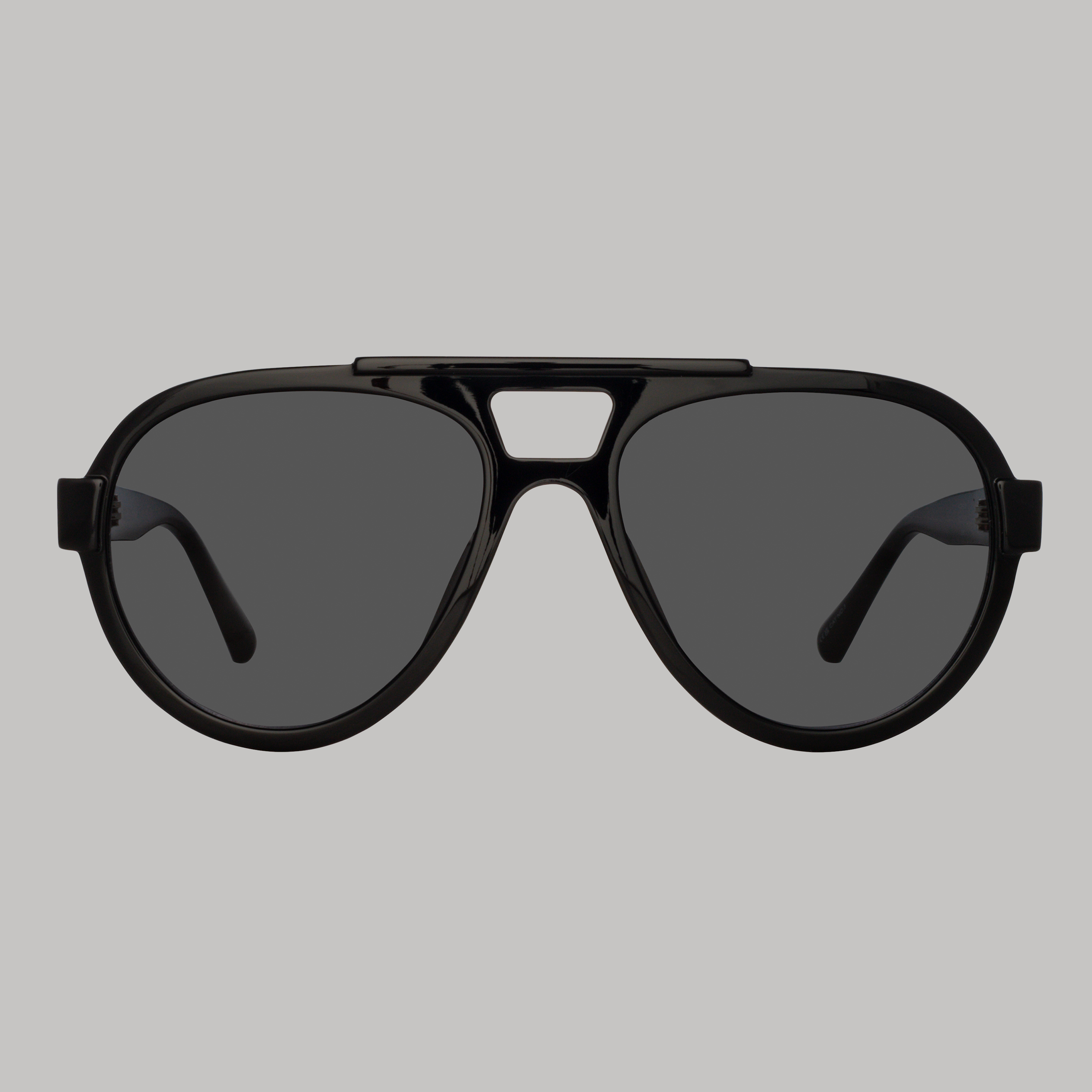 Jurgen Aviator Sunglasses in Black