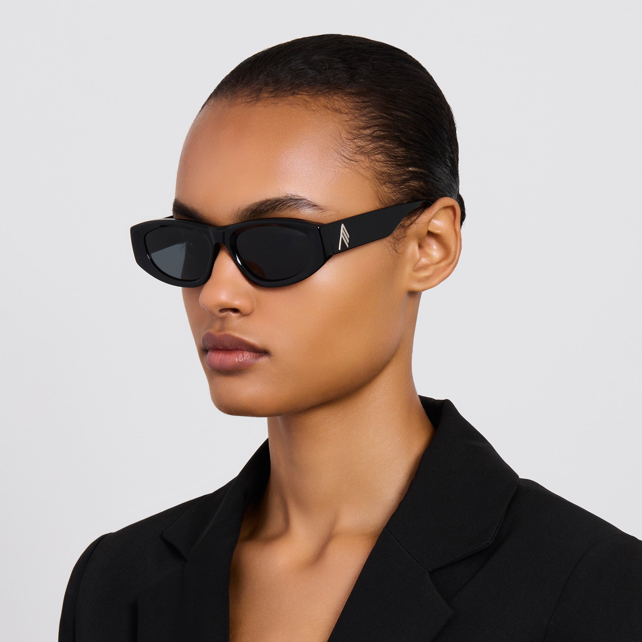 Maya D-Frame Sunglasses in Black and Grey