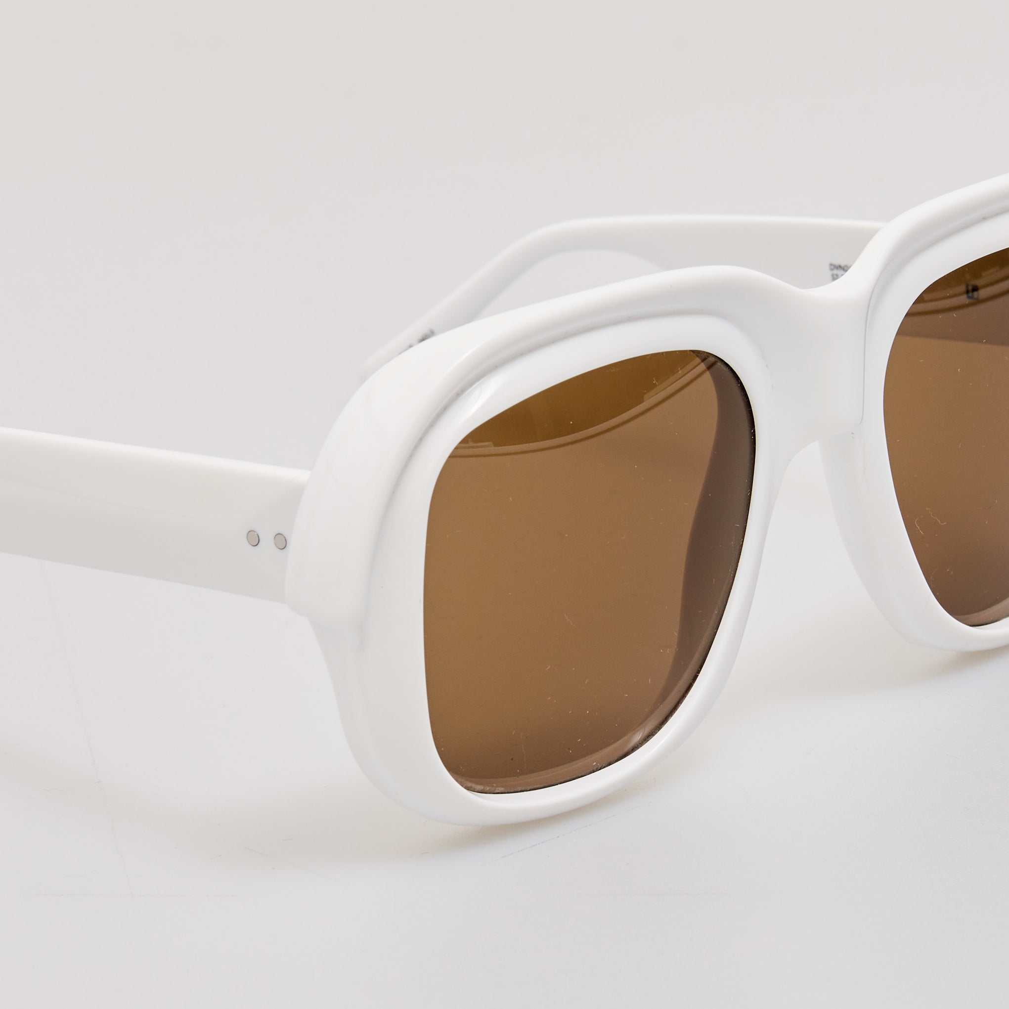 Oversize Sunglasses in Ecru
