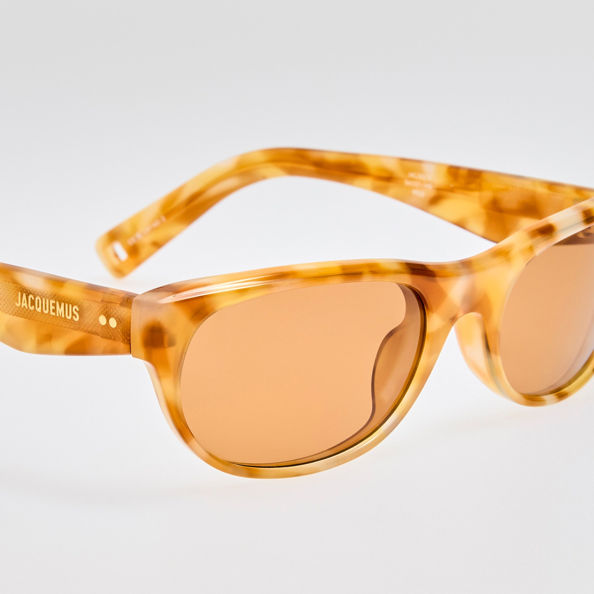 Sole Angular D-Frame in Tortoiseshell