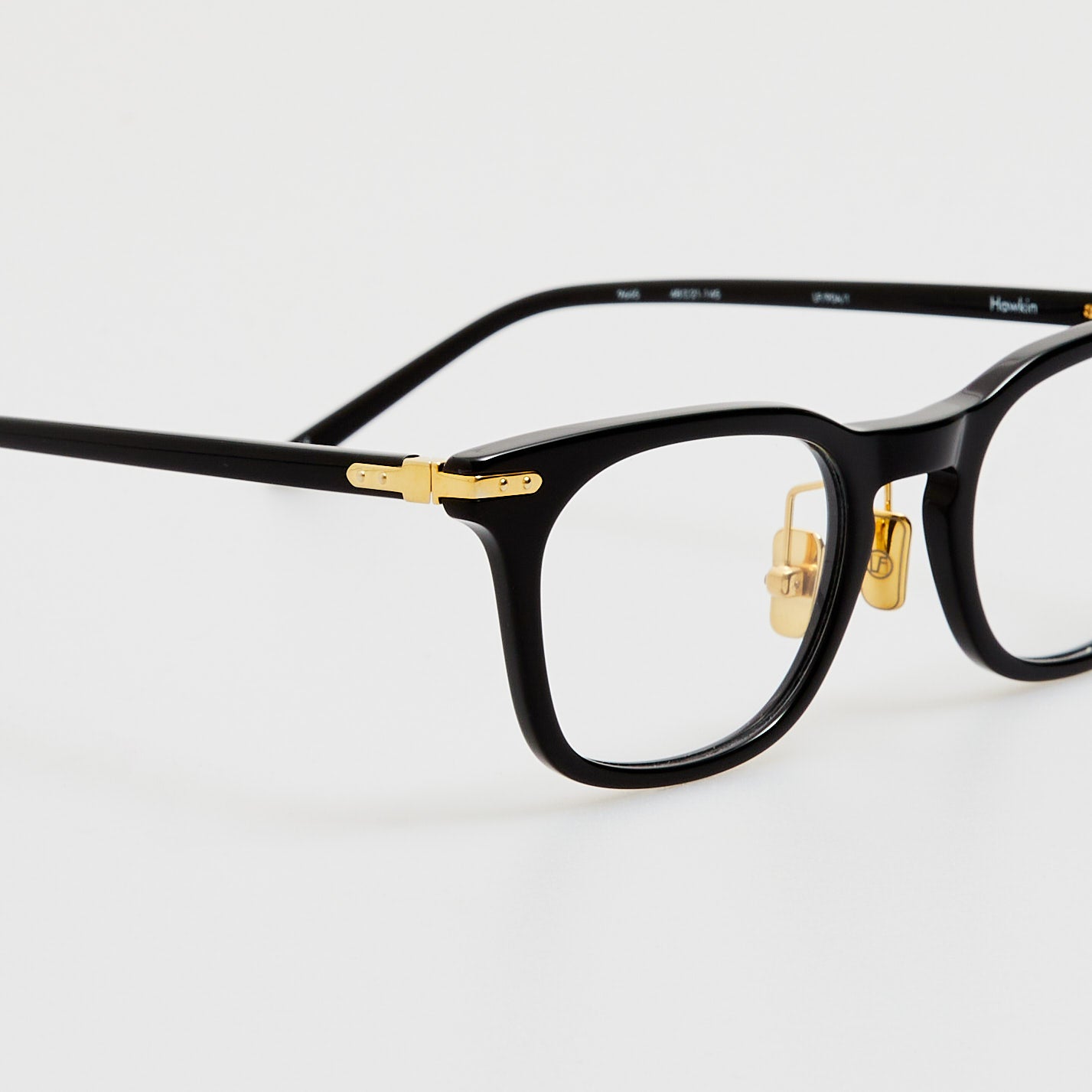 Hawkin Optical in Black