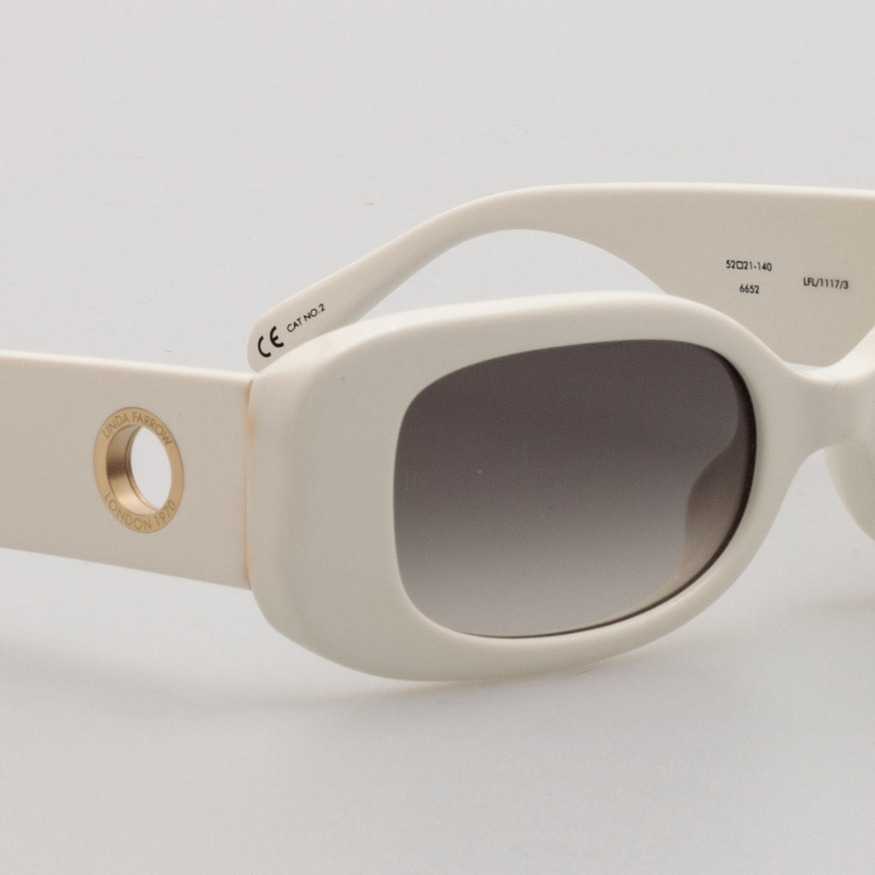 Lola Sunglasses in White