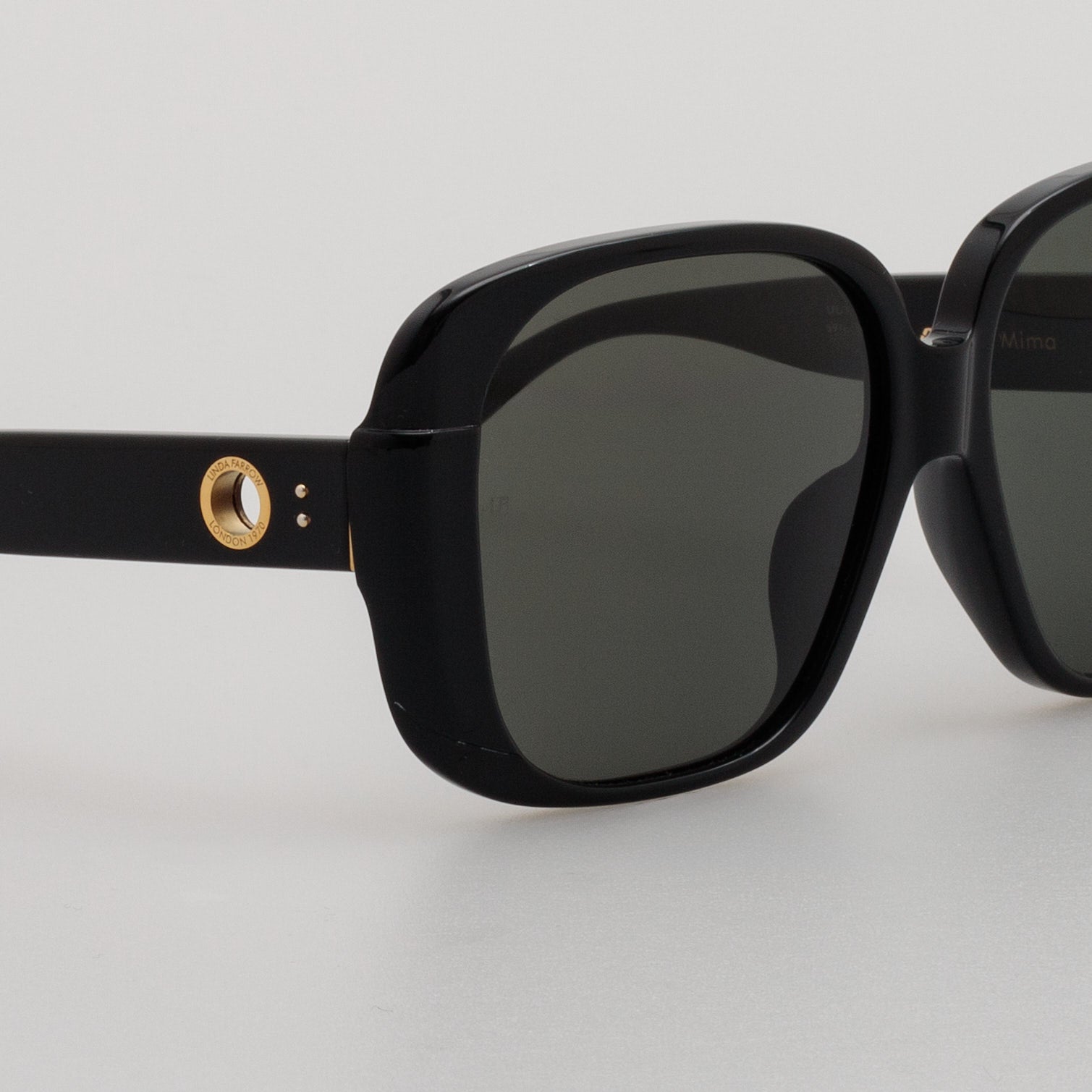 Mima Sunglasses in Black