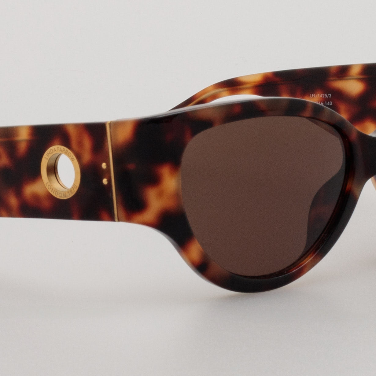 Connie Sunglasses in Tortoiseshell