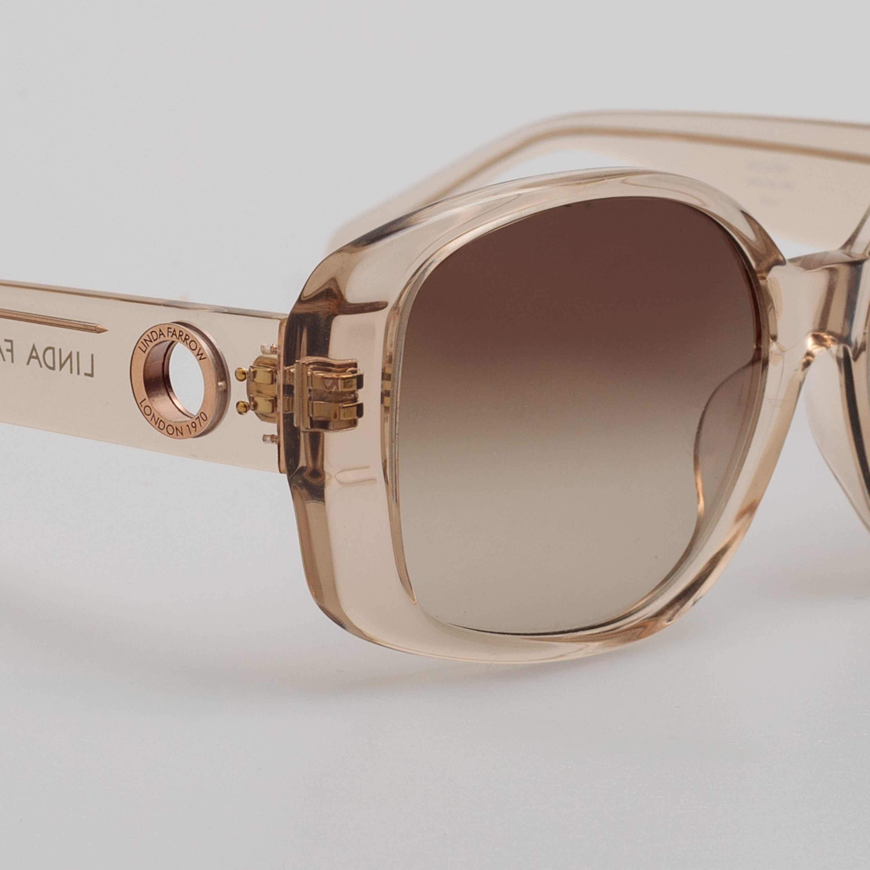 Venus Oversized Sunglasses in Ash