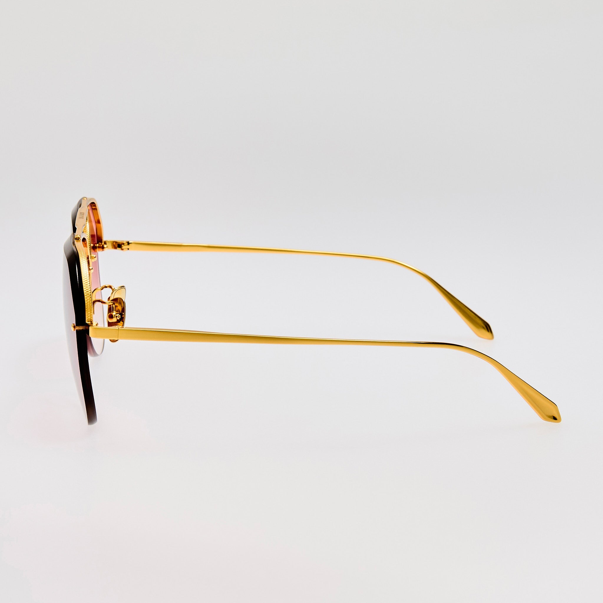 Quynh Sunglasses in Red and Gold