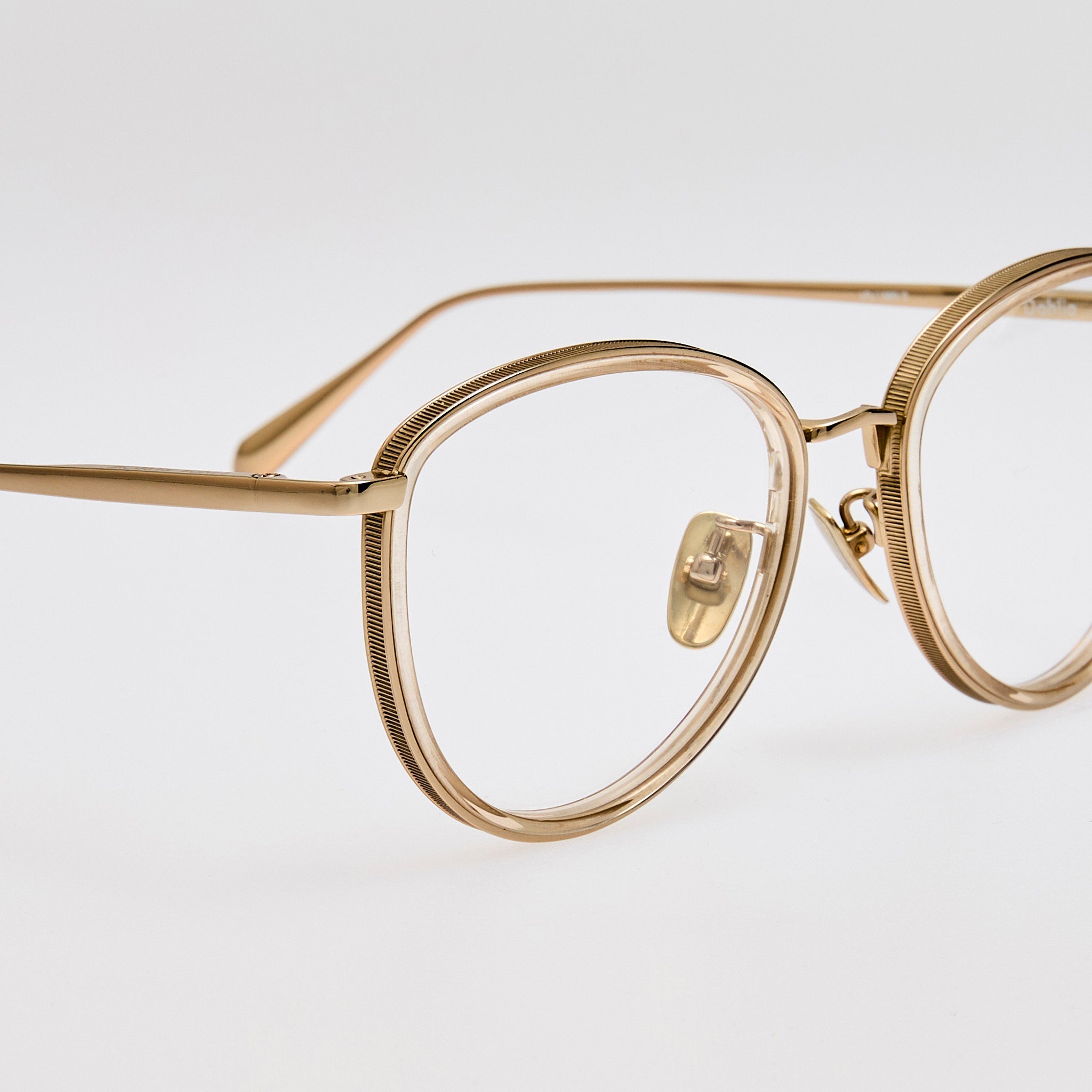 Dahlia Optical in Ash