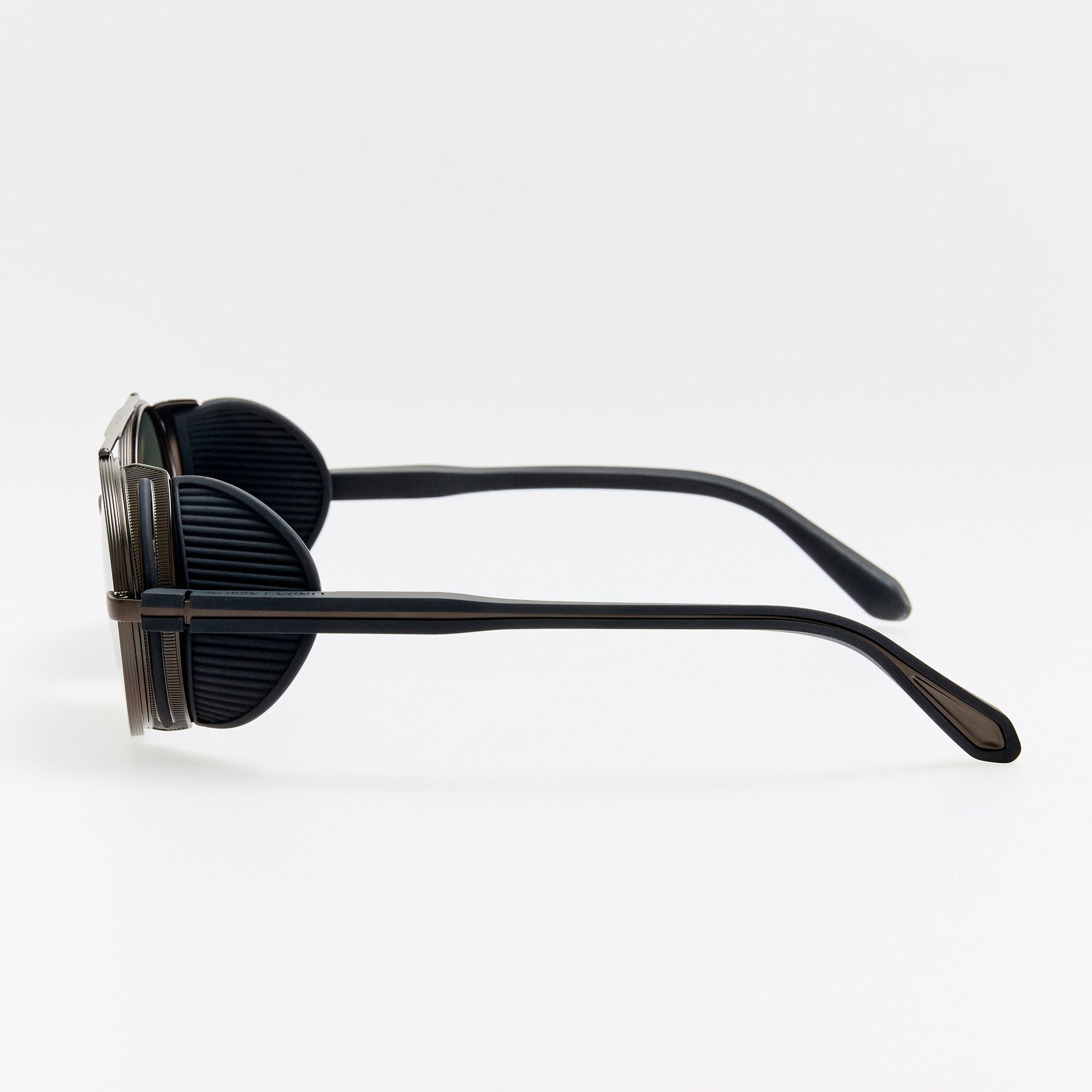 Baret Explorer Sunglasses in Matt Black Nickel
