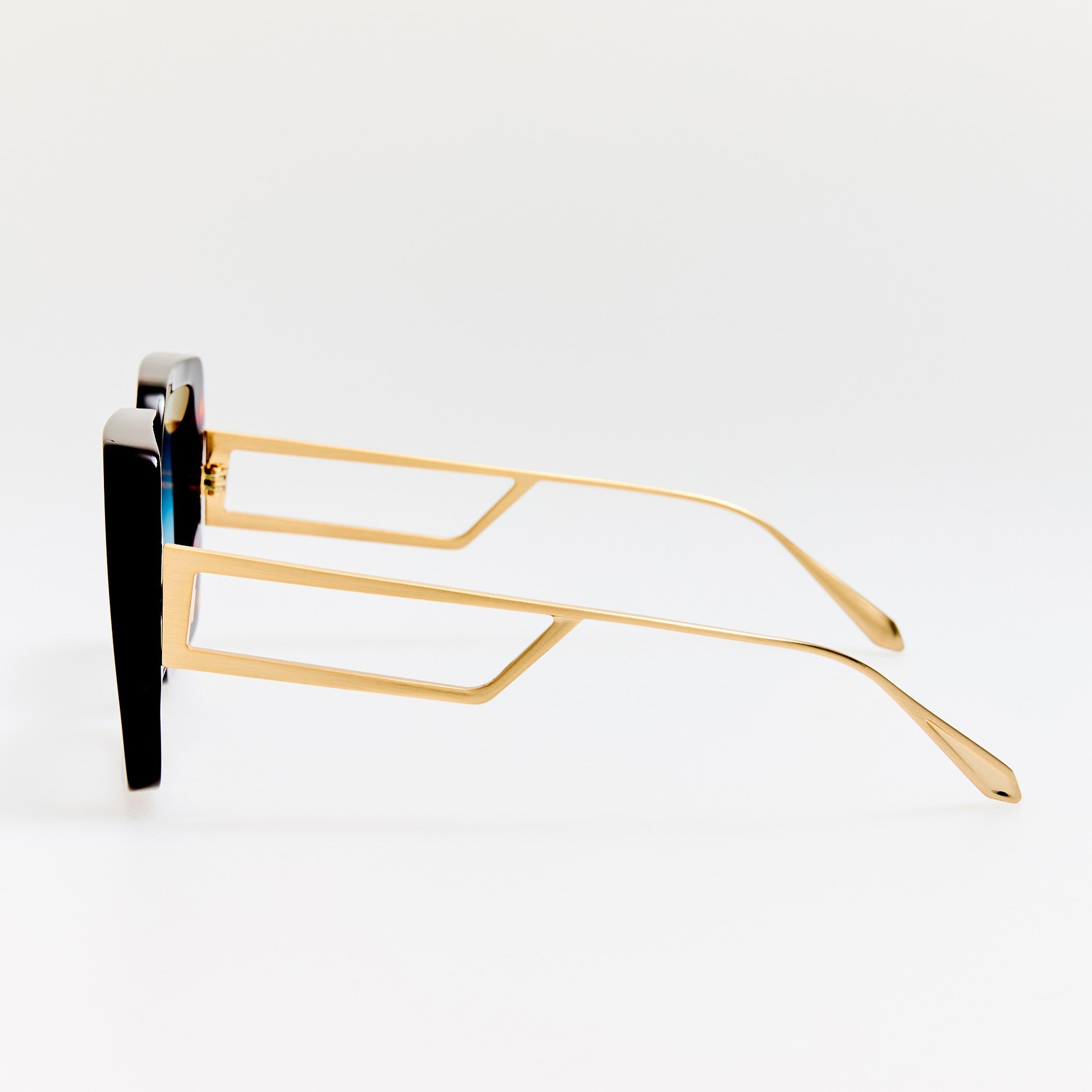 Macy Sunglasses in Dark Tortoiseshell