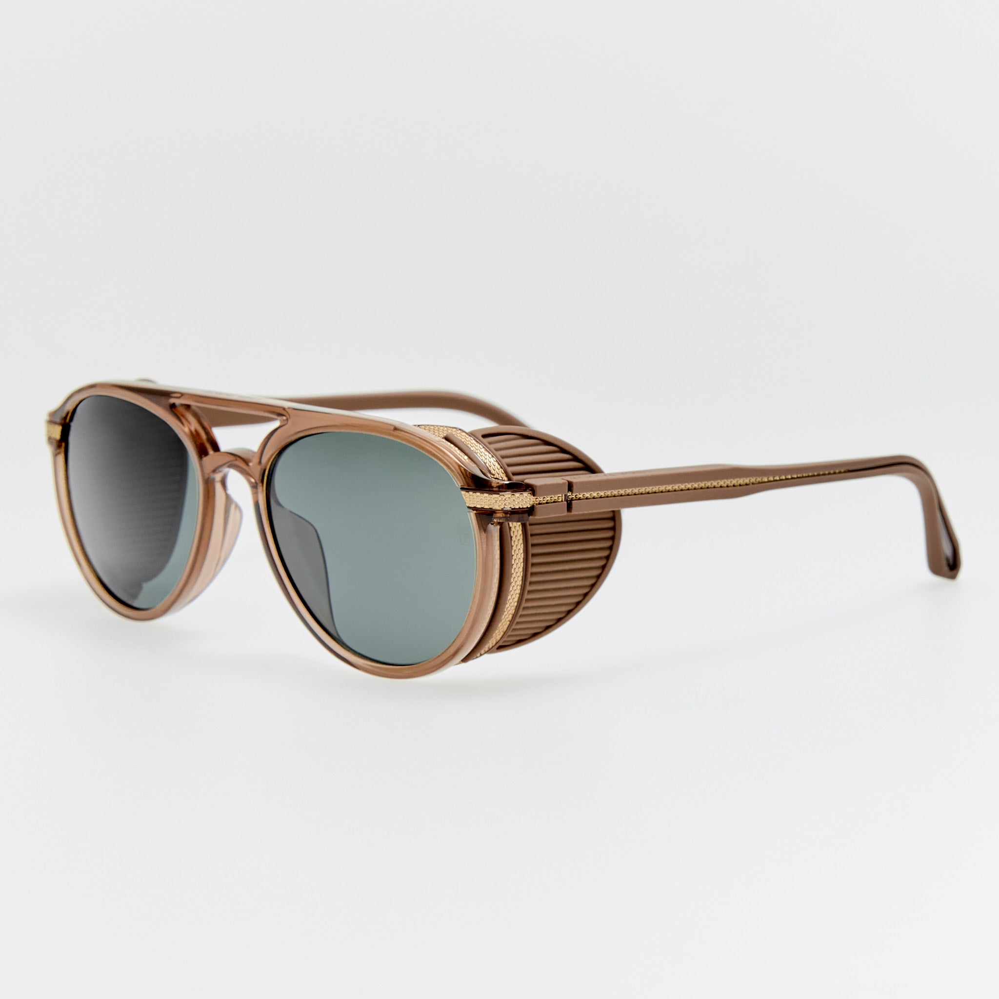 Sutton Explorer Sunglasses in Brown