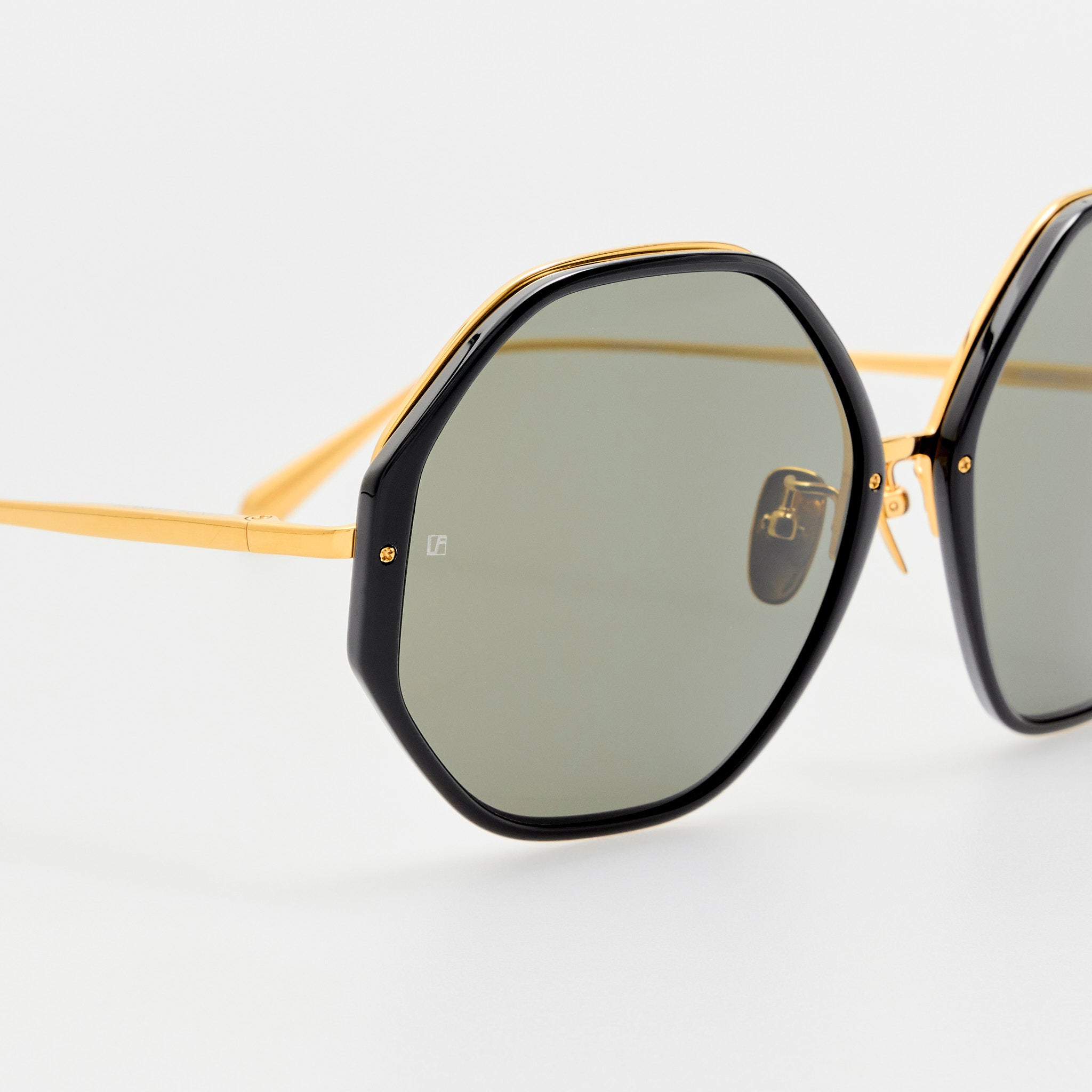 Alona Sunglasses in Black Frame