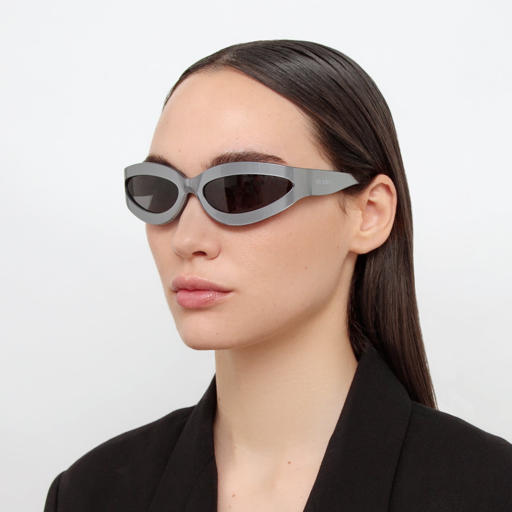 Agnes Wrap Sunglasses in Silver - LINDA FARROW - Sunglasses -