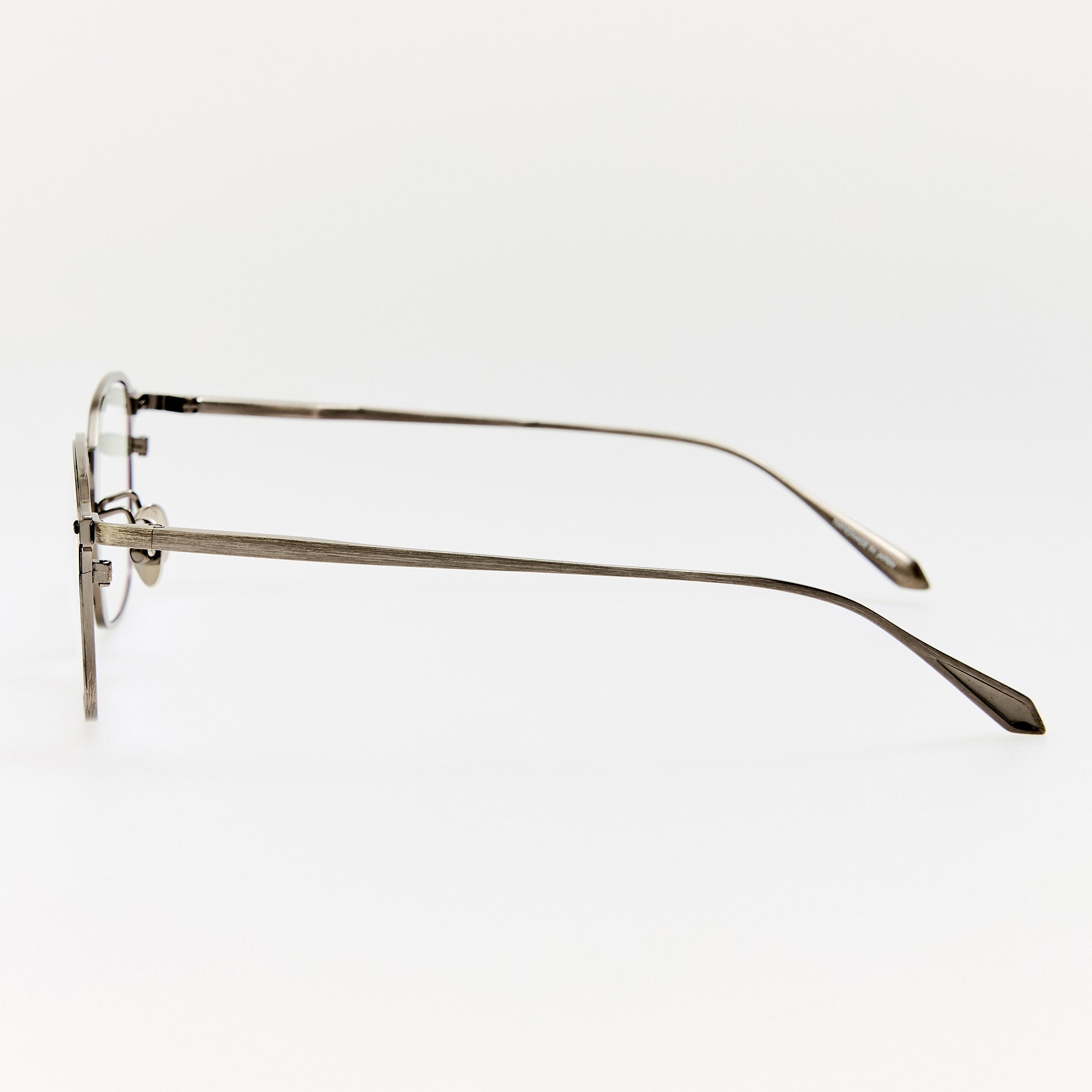Avery Optical in Black and Antique White Gold - LINDA FARROW - Optical Frame -