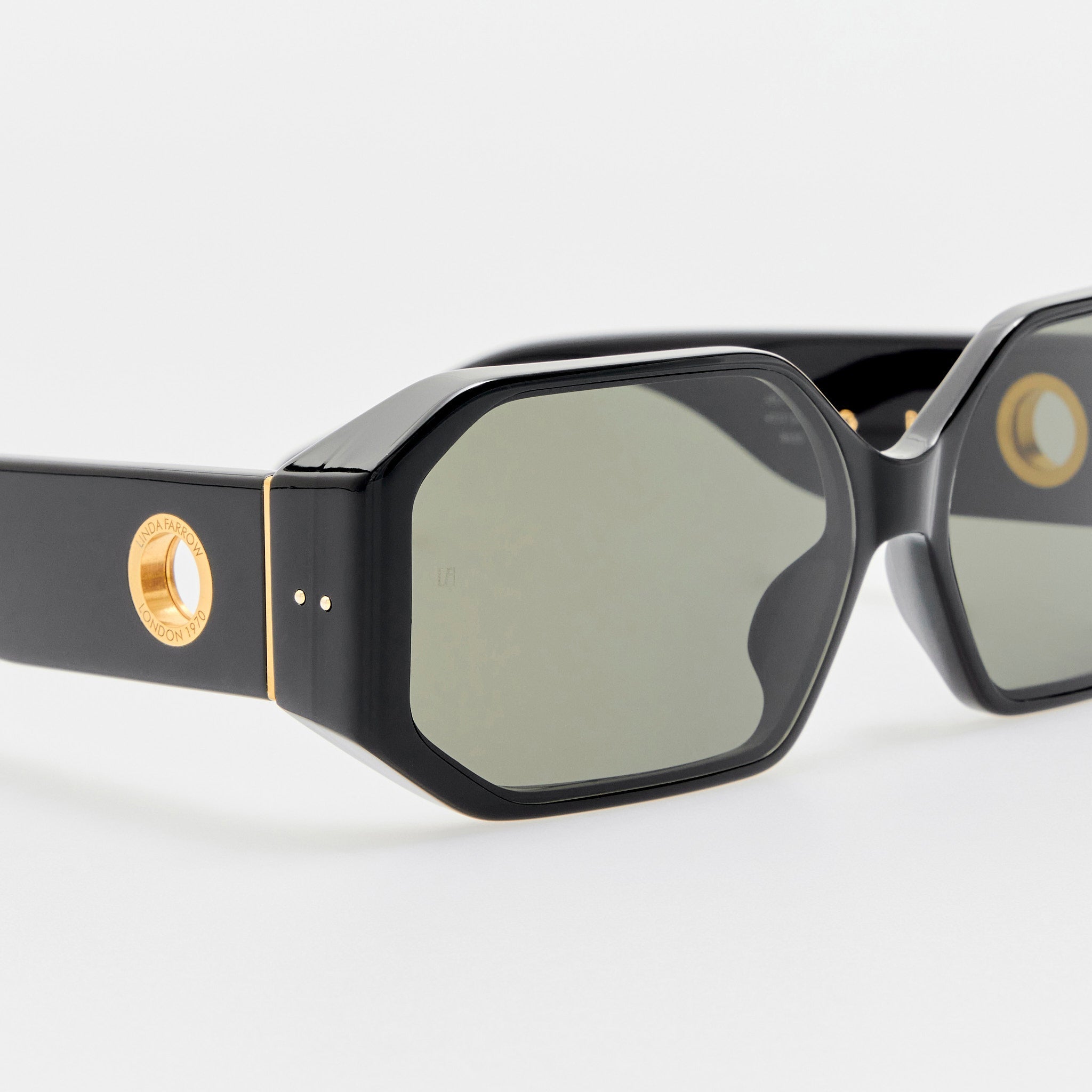 Bailey Sunglasses in Black - LINDA FARROW - Sunglasses -