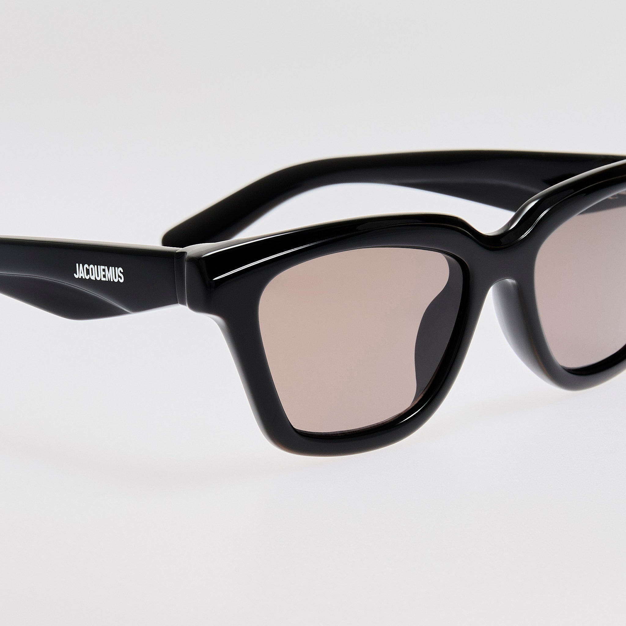 Carre Sunglasses in Black - LINDA FARROW - Sunglasses -
