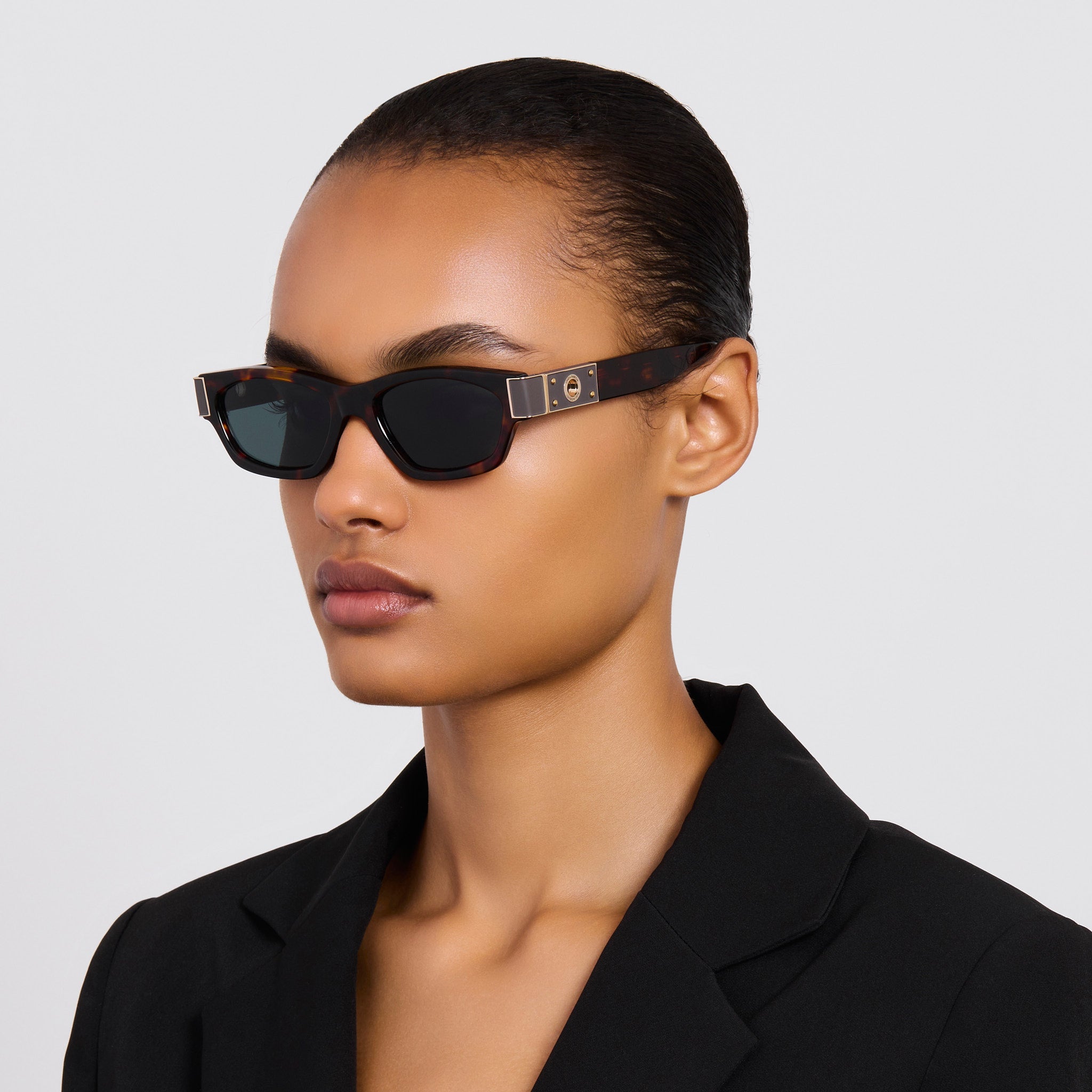 Clara Sunglasses in Dark Tortoiseshell - LINDA FARROW - Sunglasses -