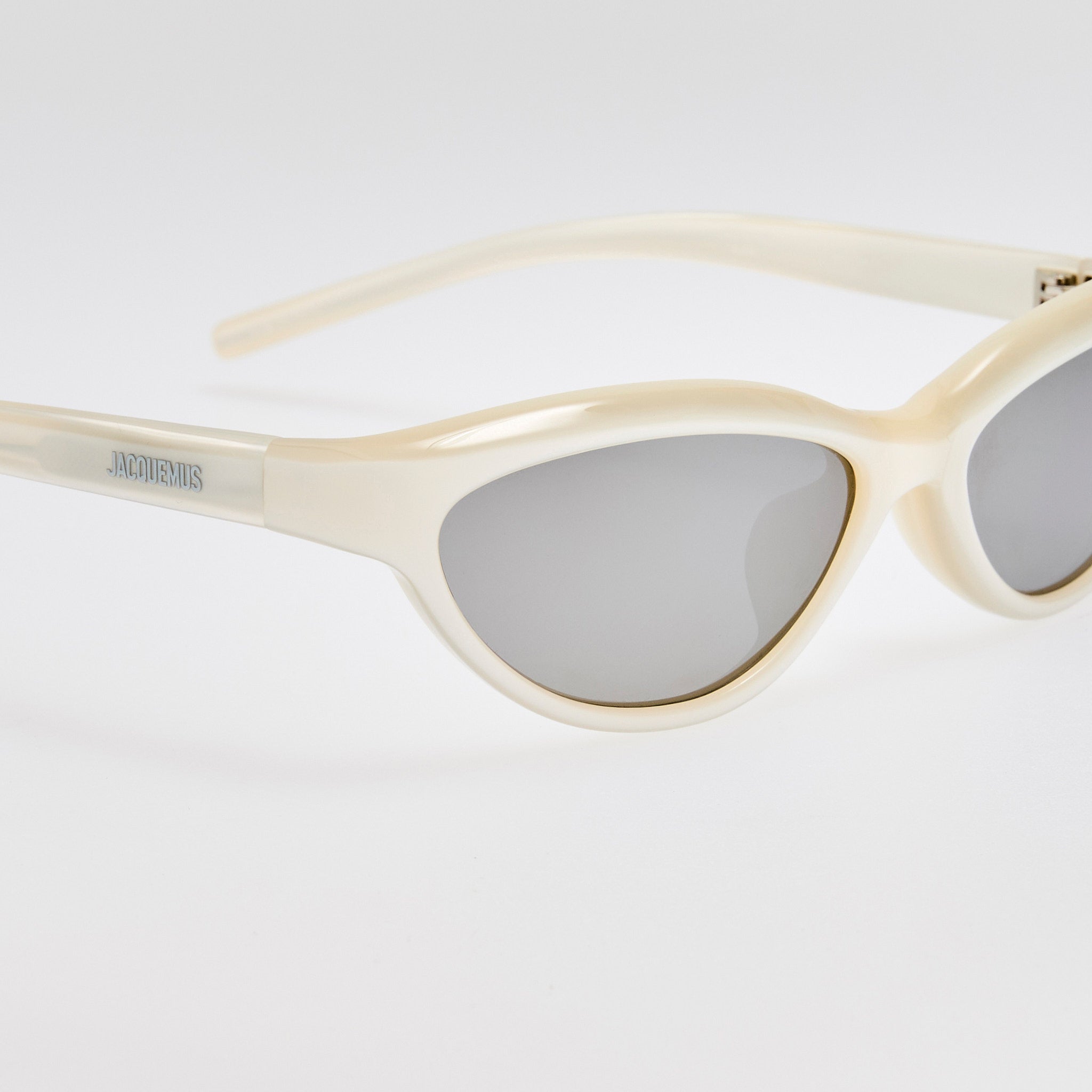 Curvo Sunglasses in Metallic Pearl - LINDA FARROW - Sunglasses -