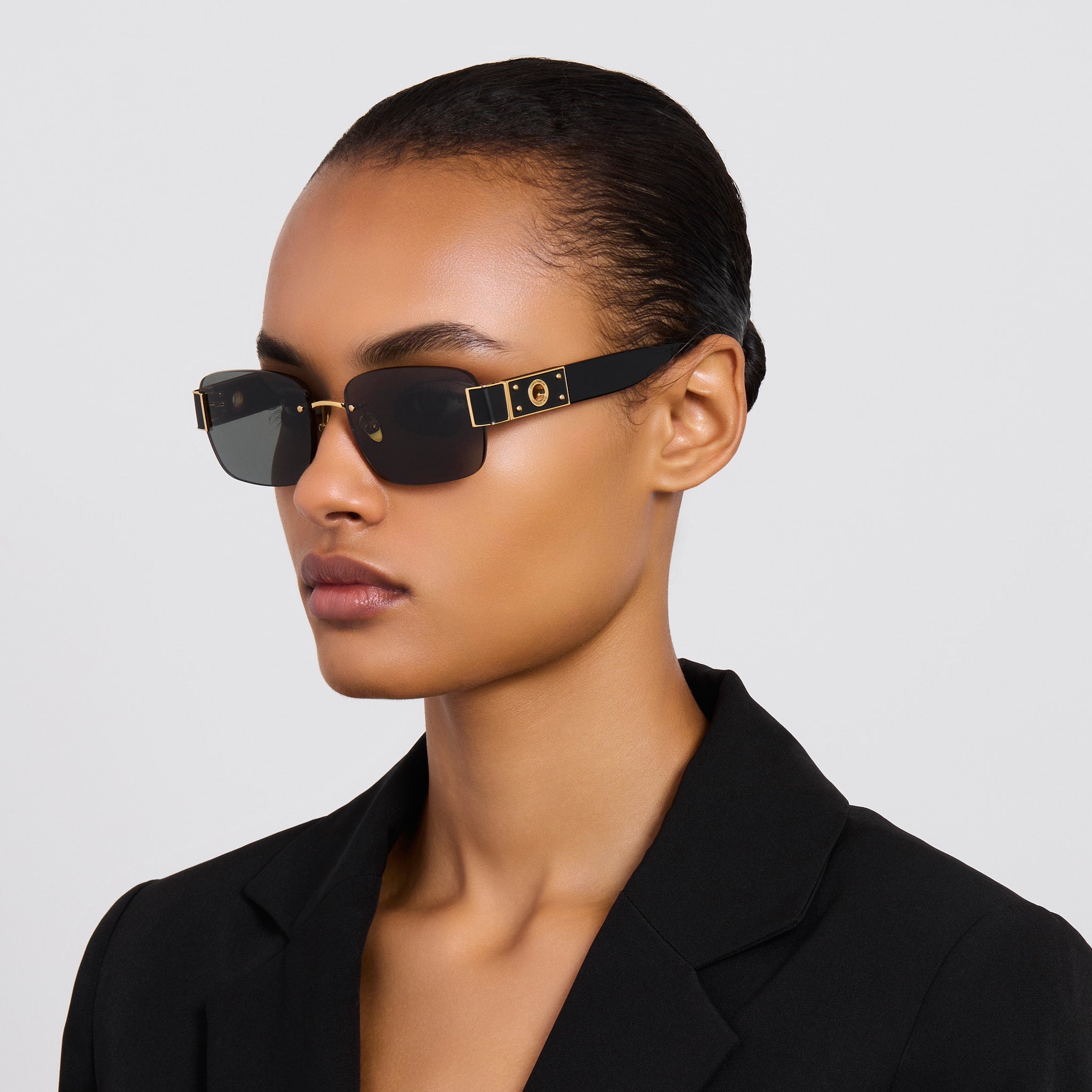 Jessica Sunglasses in Black and Grey - LINDA FARROW - Sunglasses -