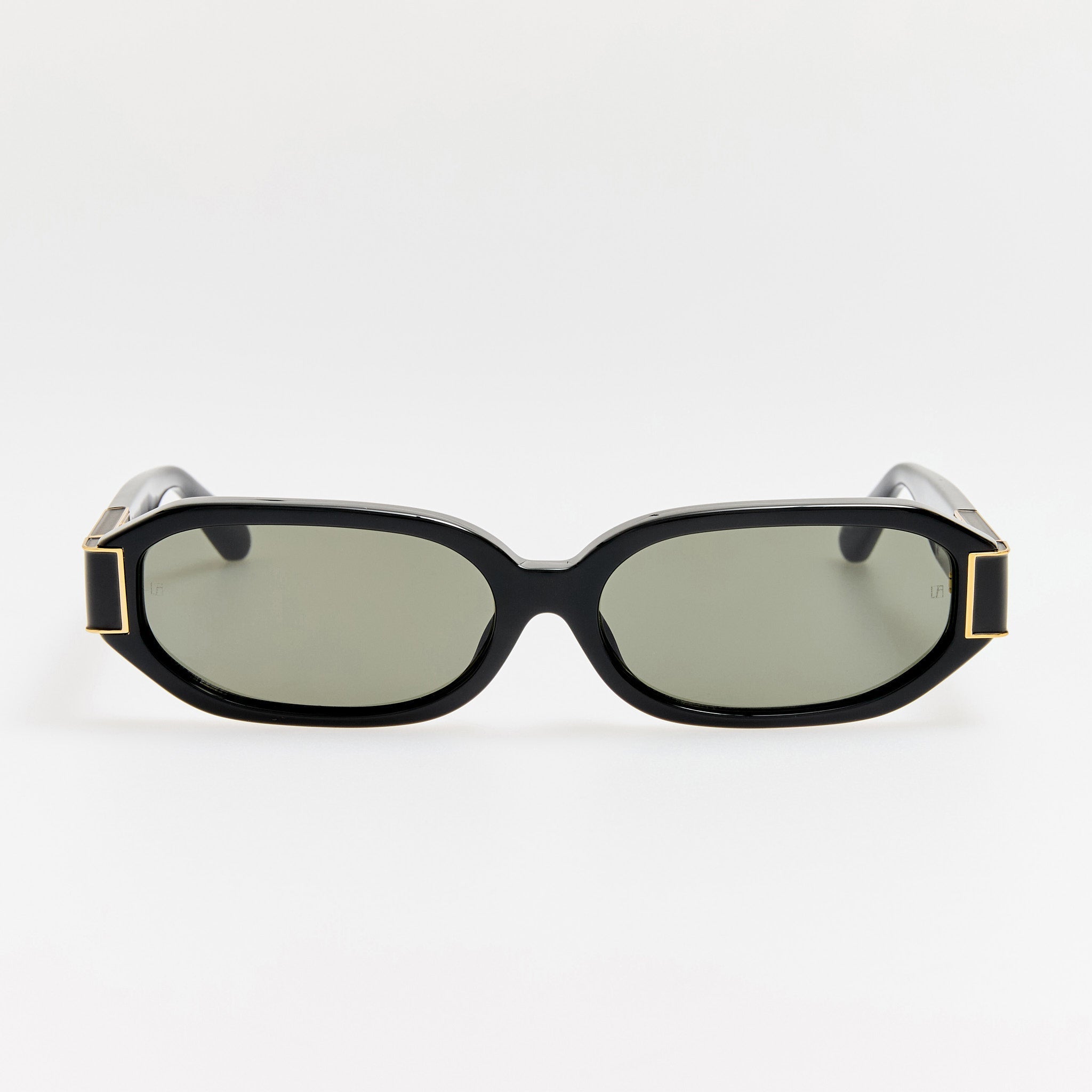 LINDA FARROW サングラス Laura Sunglasses in Black | LINDA FARROW Luxury Eyewear