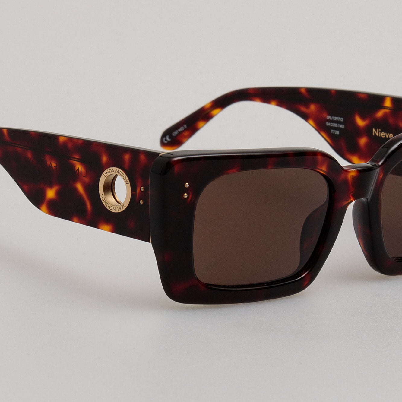 Nieve Sunglasses in Tortoiseshell - LINDA FARROW - Sunglasses -