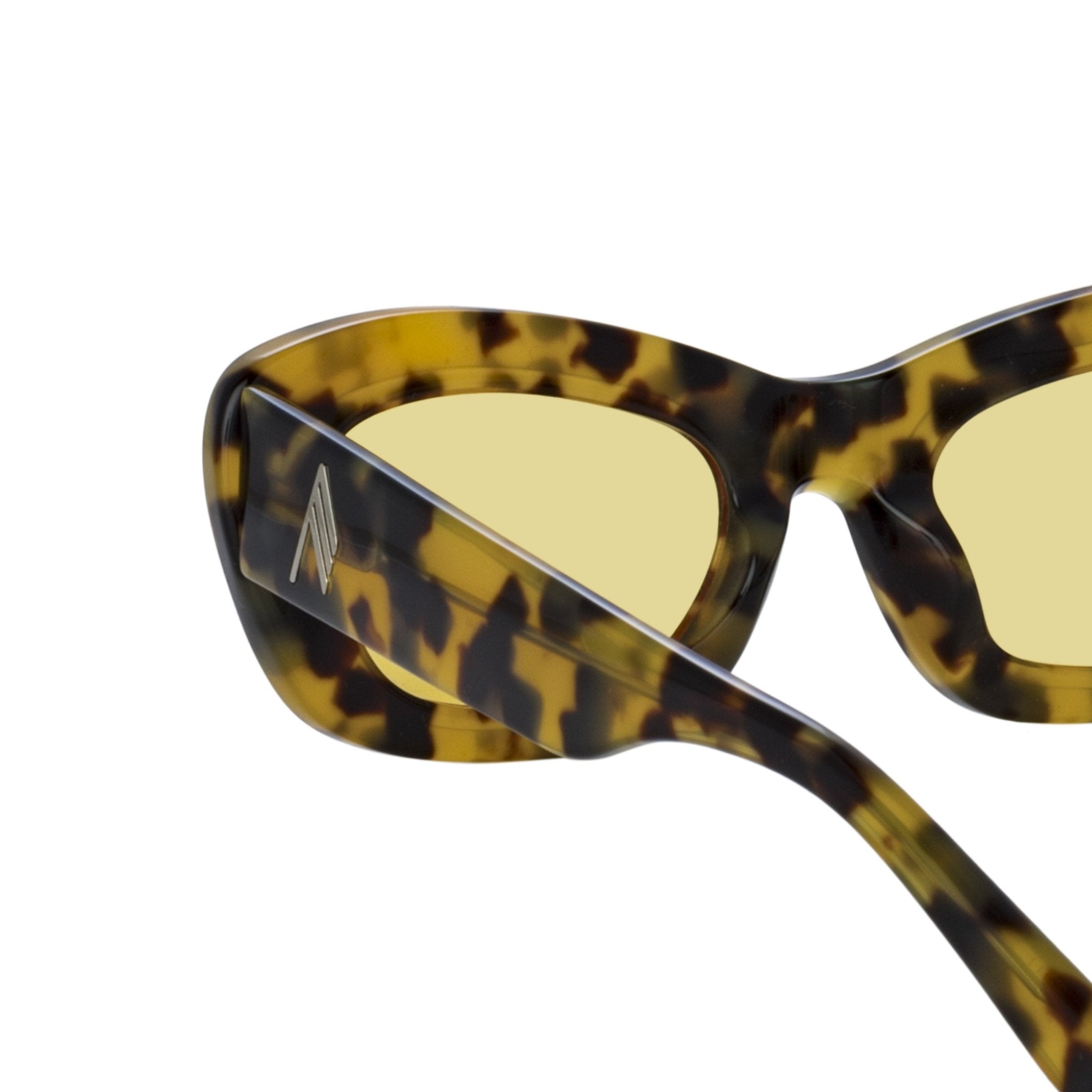Rania Cat Eye Sunglasses in Tortoiseshell - LINDA FARROW - Sunglasses -
