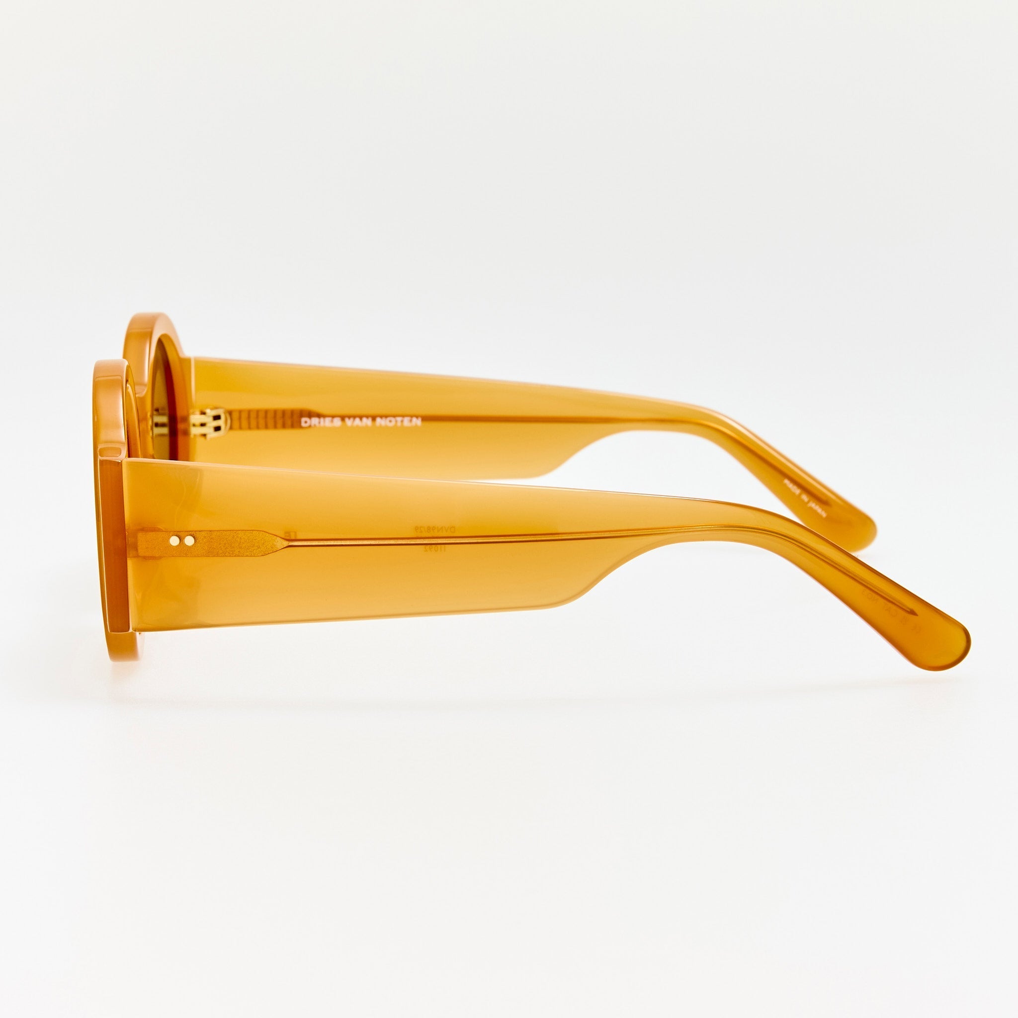 Round Sunglasses in Honey - LINDA FARROW - Sunglasses -