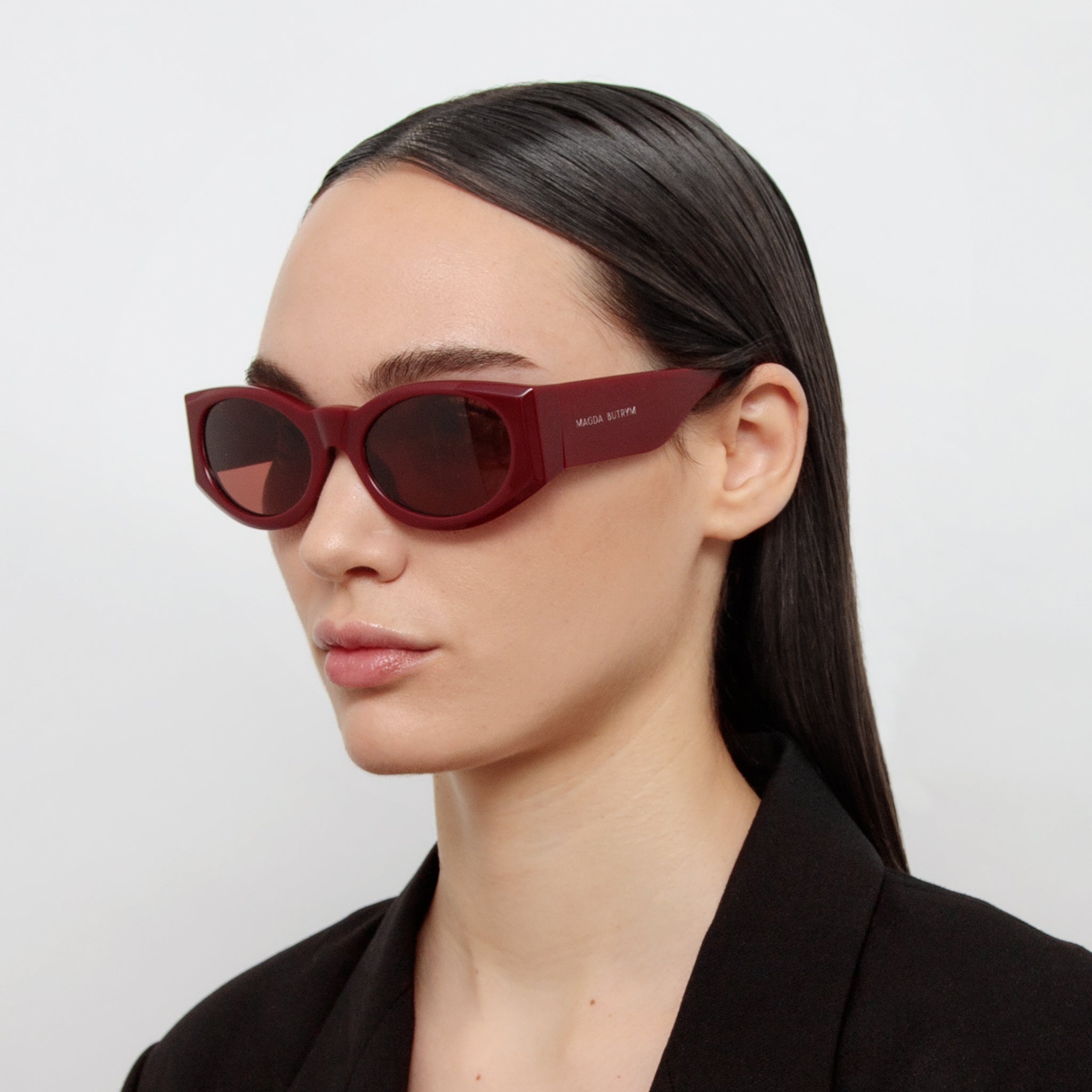 Sunglasses in Burgundy - LINDA FARROW - Sunglasses -