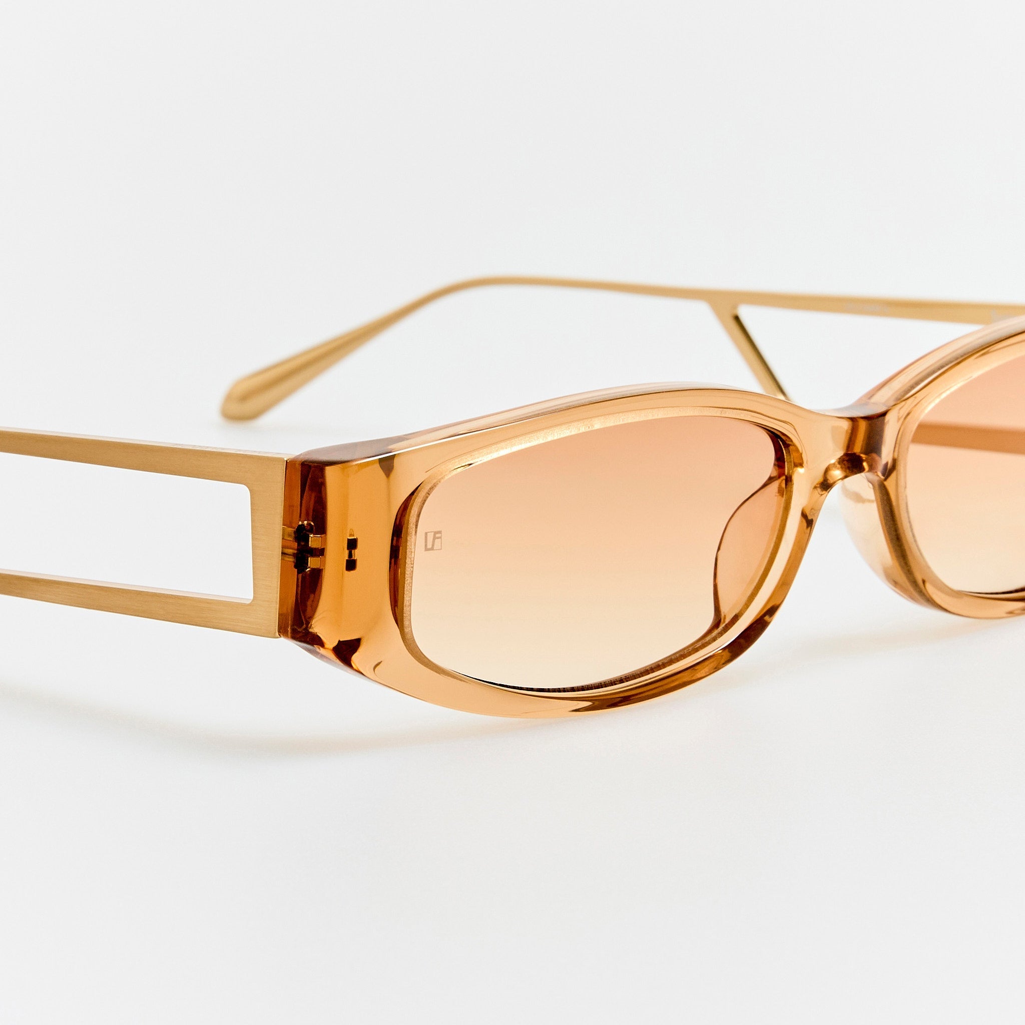 Susie Vista Temple Sunglasses in Honey - LINDA FARROW - Sunglasses -