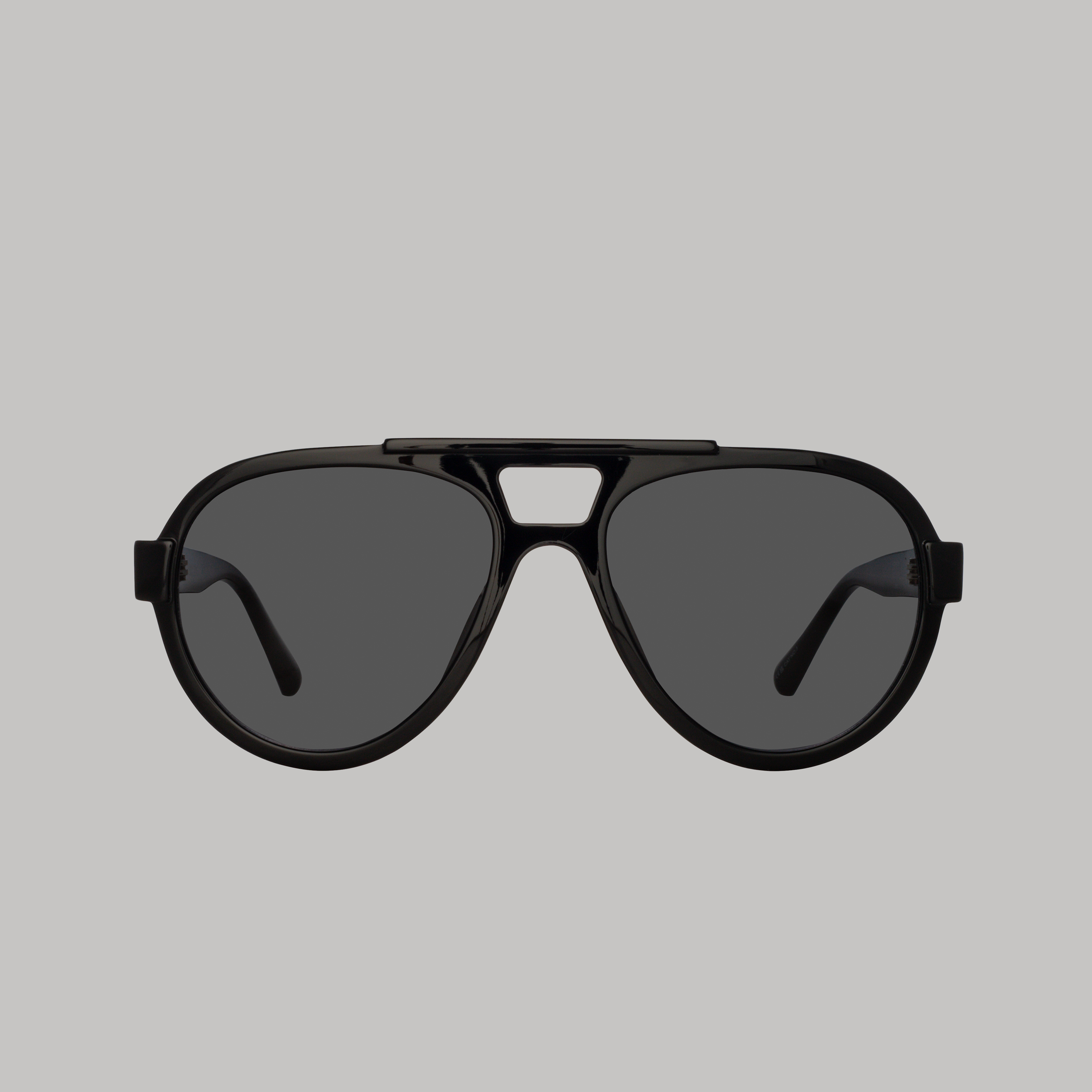Jurgen Aviator Sunglasses in Black