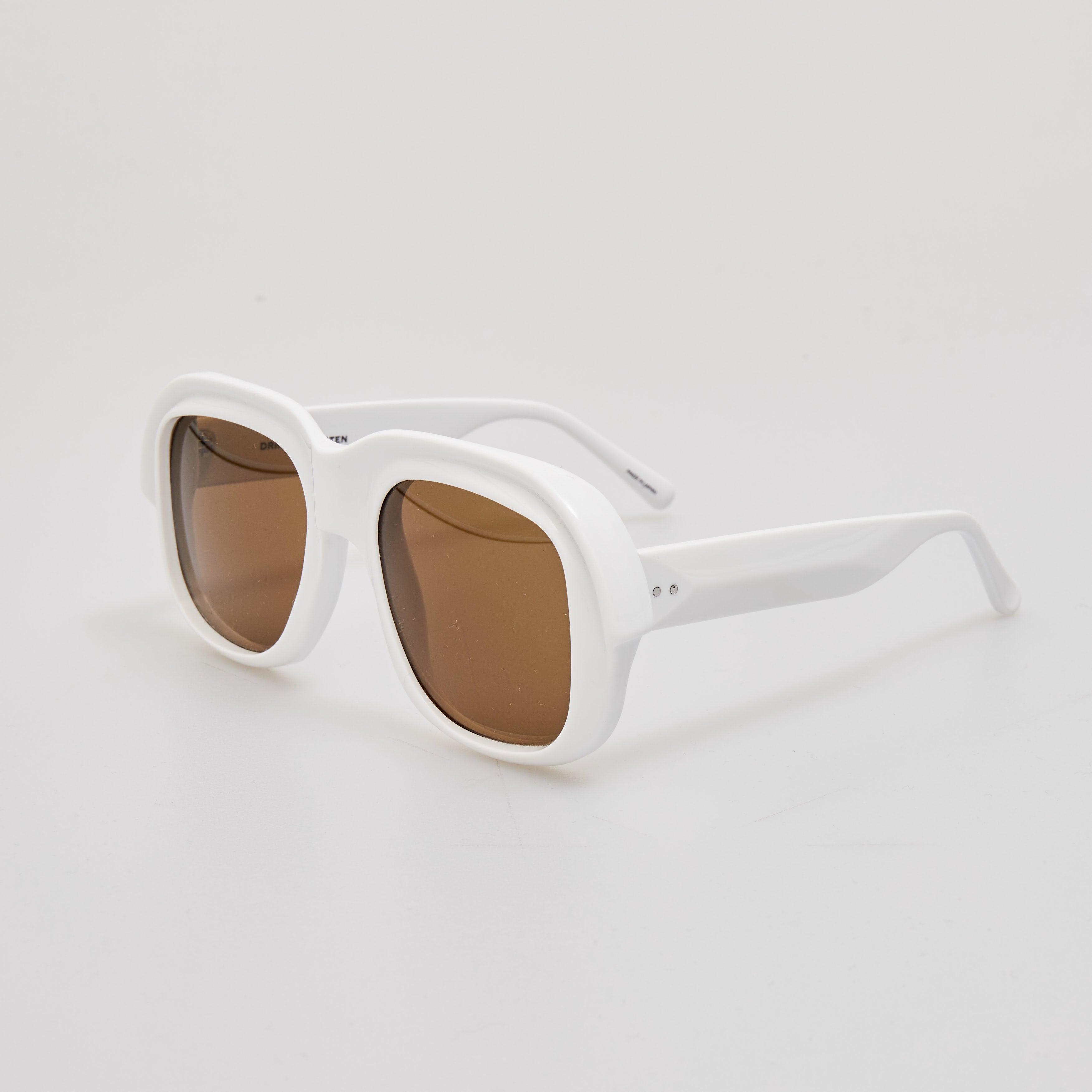 Oversize Sunglasses in Ecru