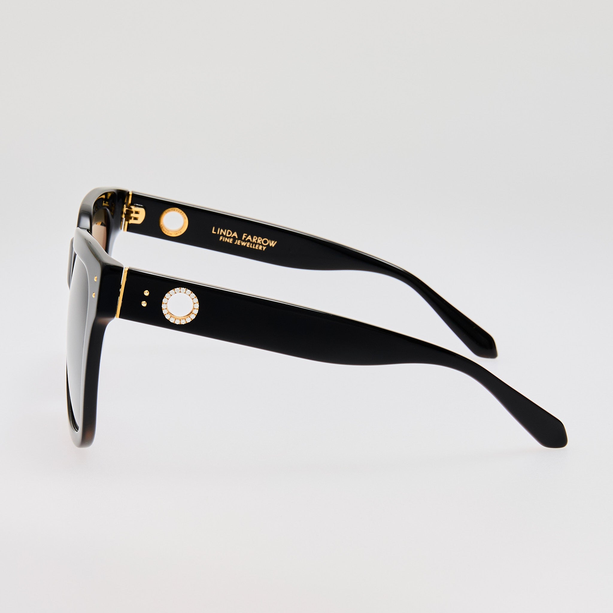 Freya Square Sunglasses in Black with Diamond