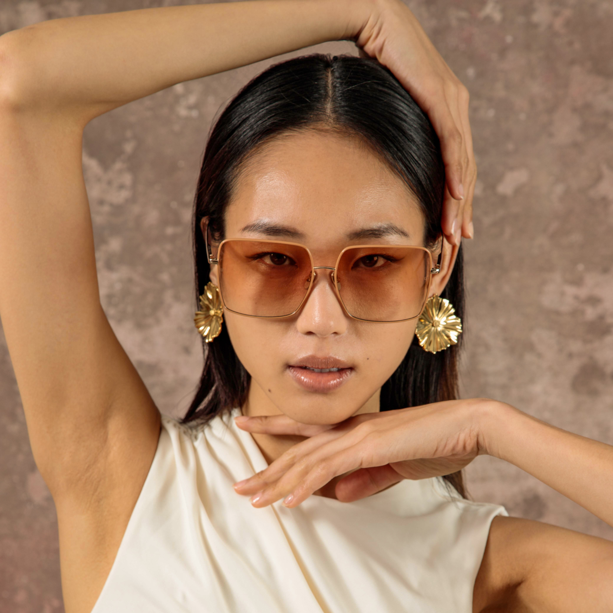 Hina Square Sunglasses in Tobacco