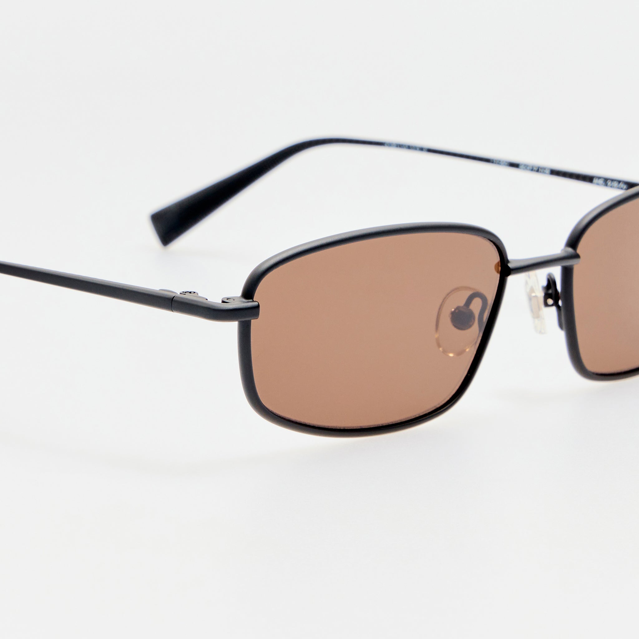 Palma Sunglasses in Black and Chocolate