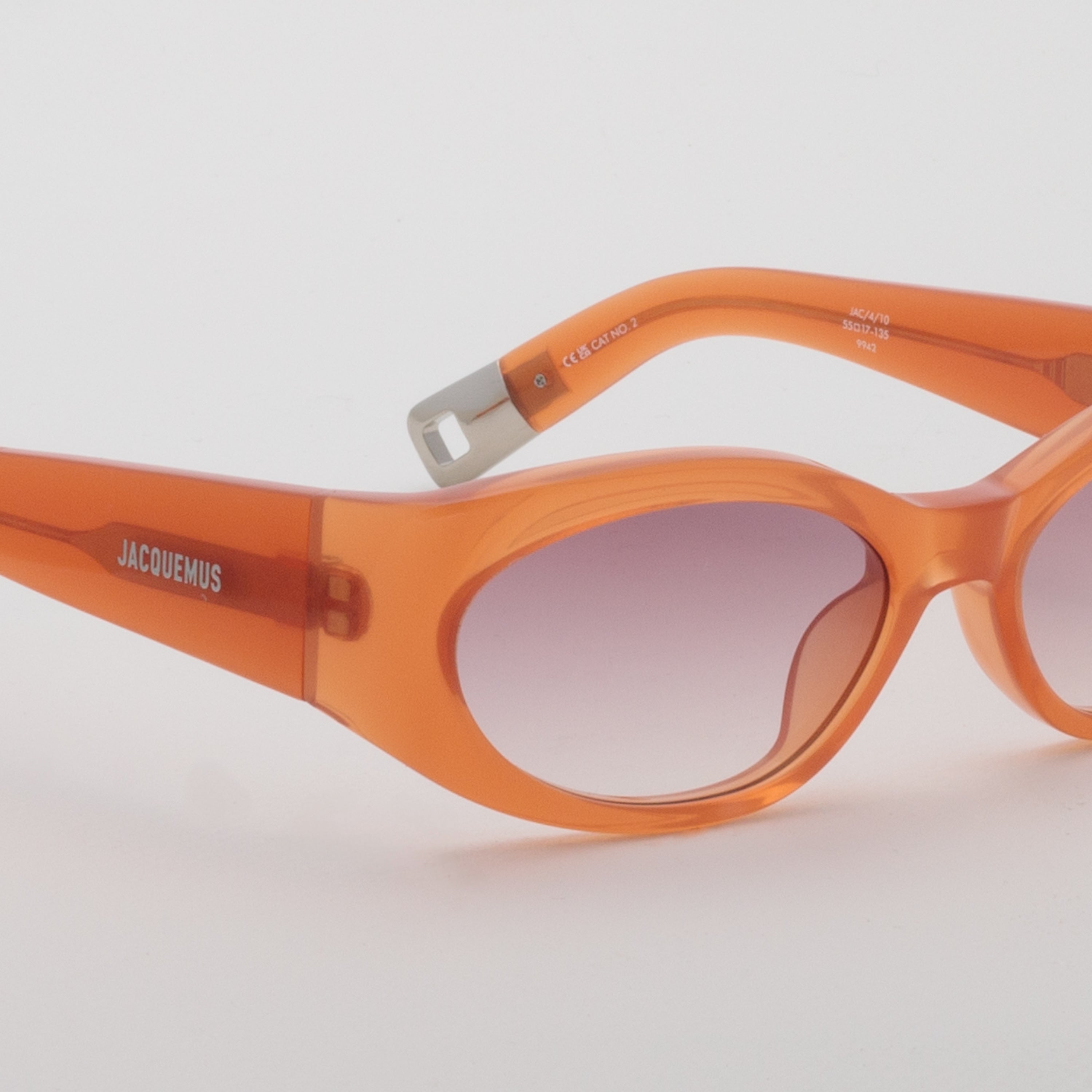 Ovalo Oval Sunglasses in Amber