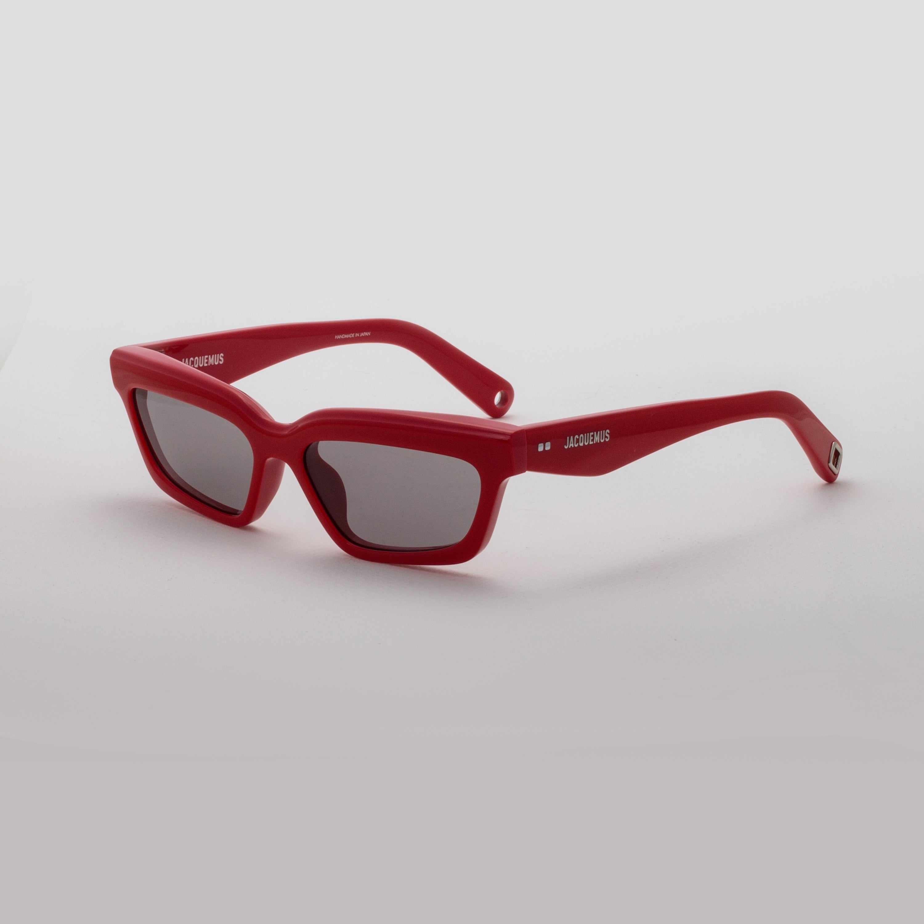 Salon Angular Sunglasses in Red