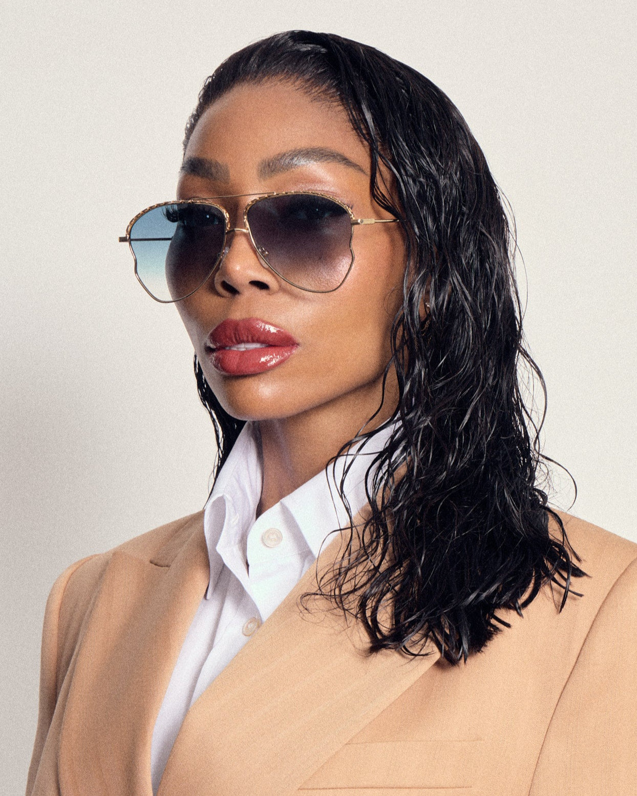 Alona Sunglasses in Black Frame by LINDA FARROW