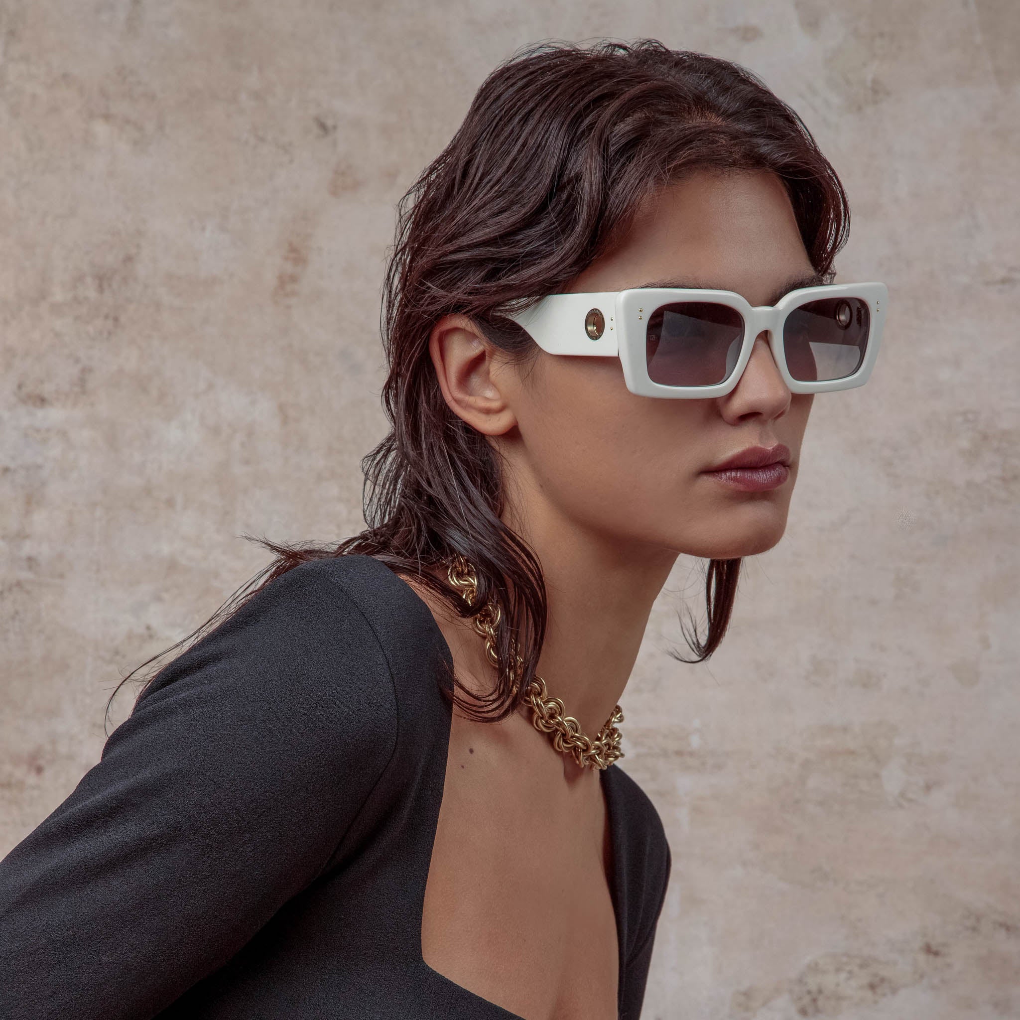 Nieve Sunglasses in White