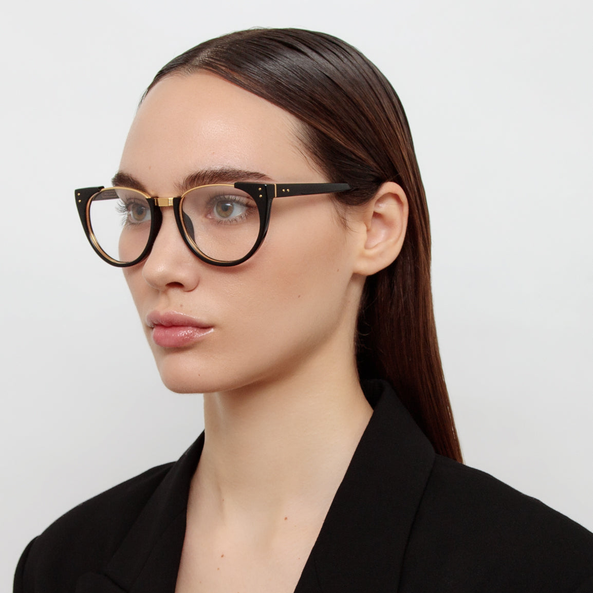 Iris Oval Optical Frame in Black