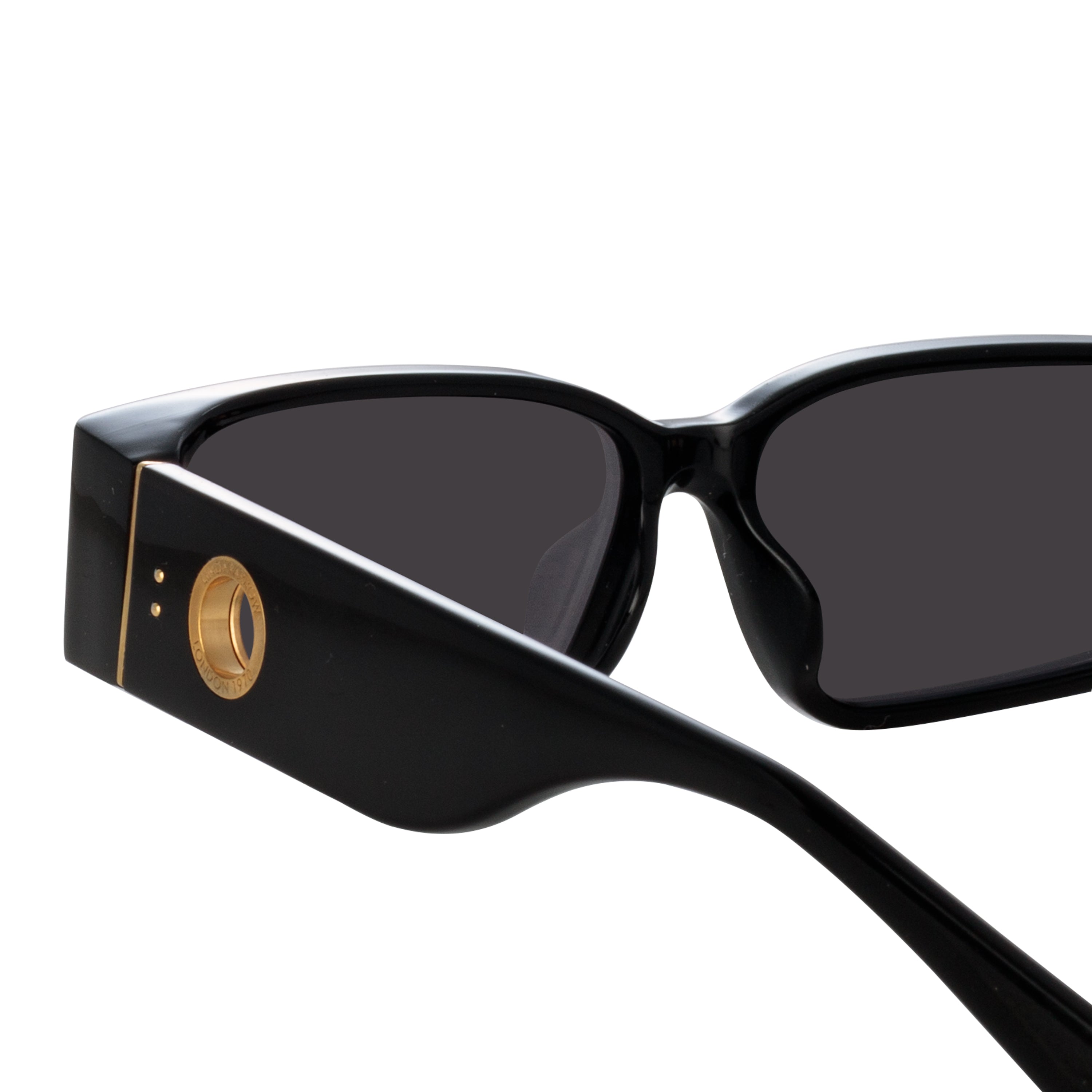 Alexis Sunglasses in Black