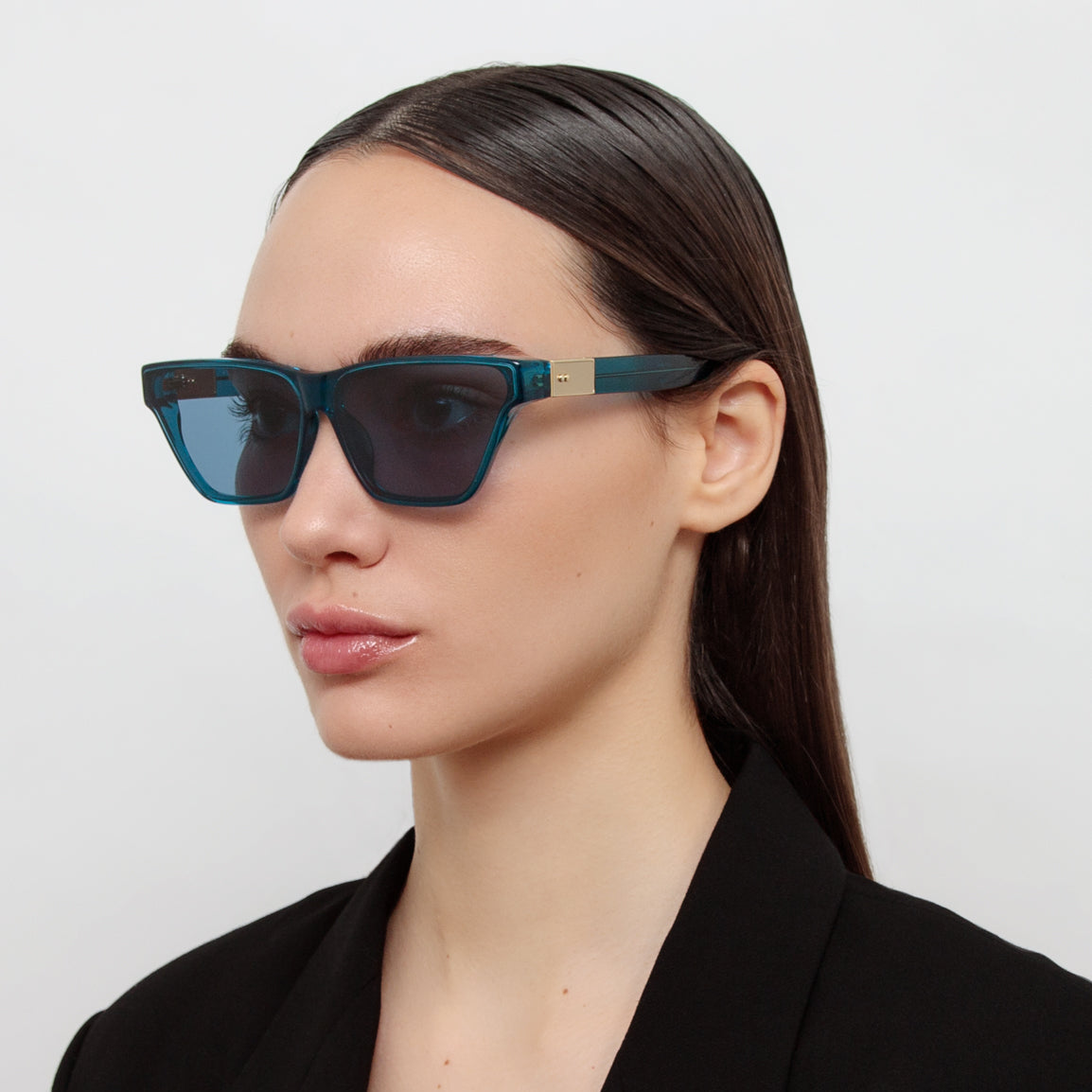 Skyler Cat-Eye Sunglasses in Aqua