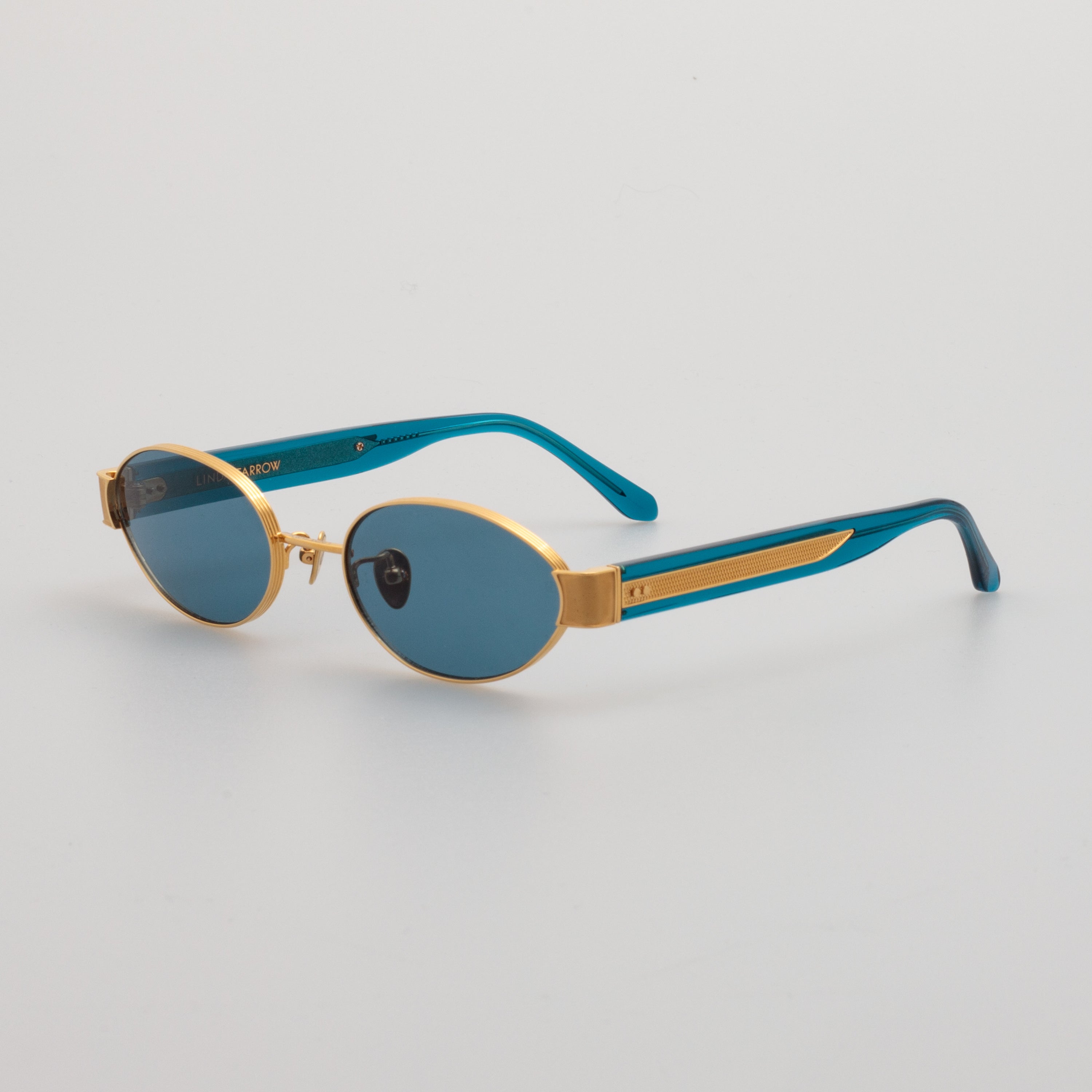 Sadie Oval Sunglasses in Aqua