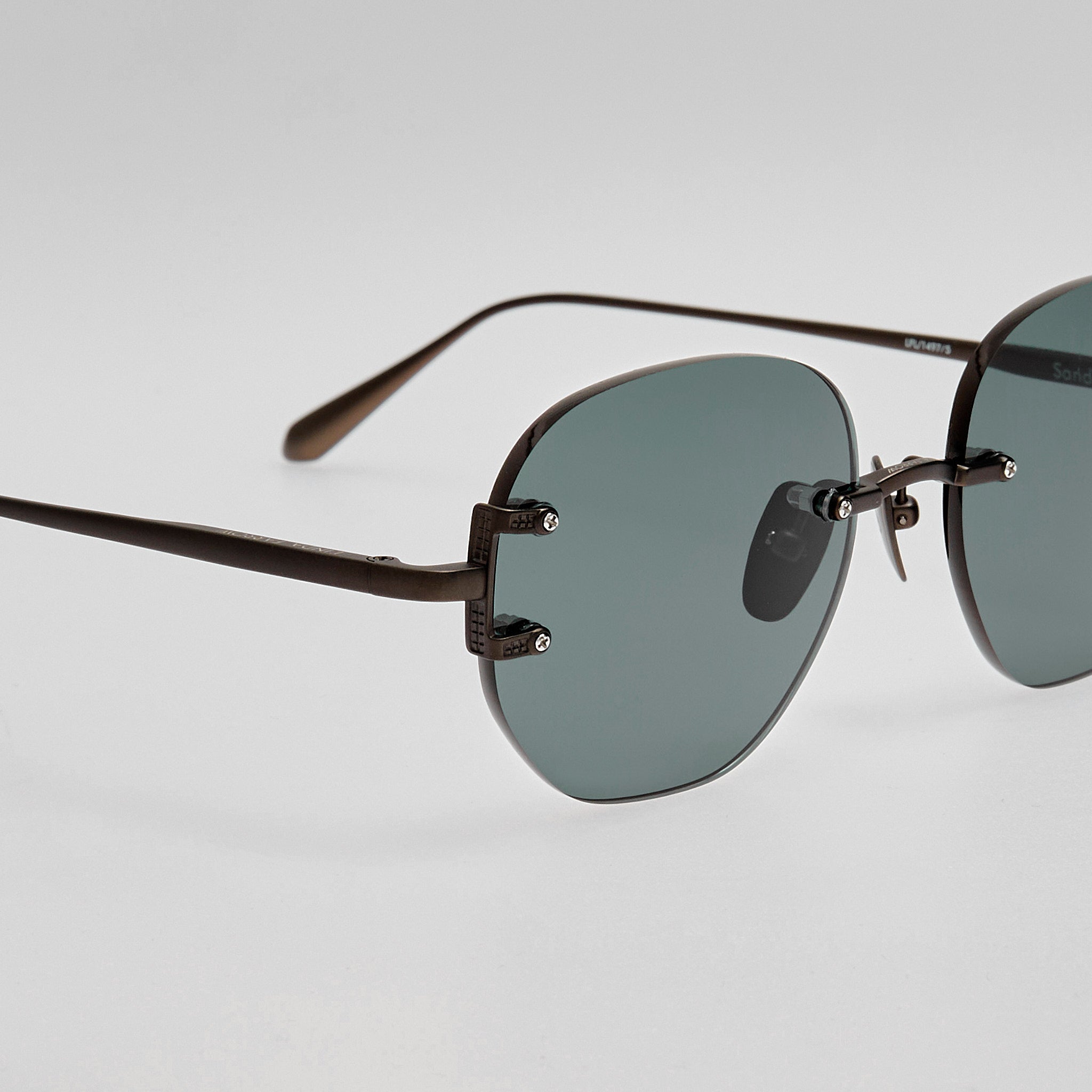 Sandor Sunglasses in Matt Nickel