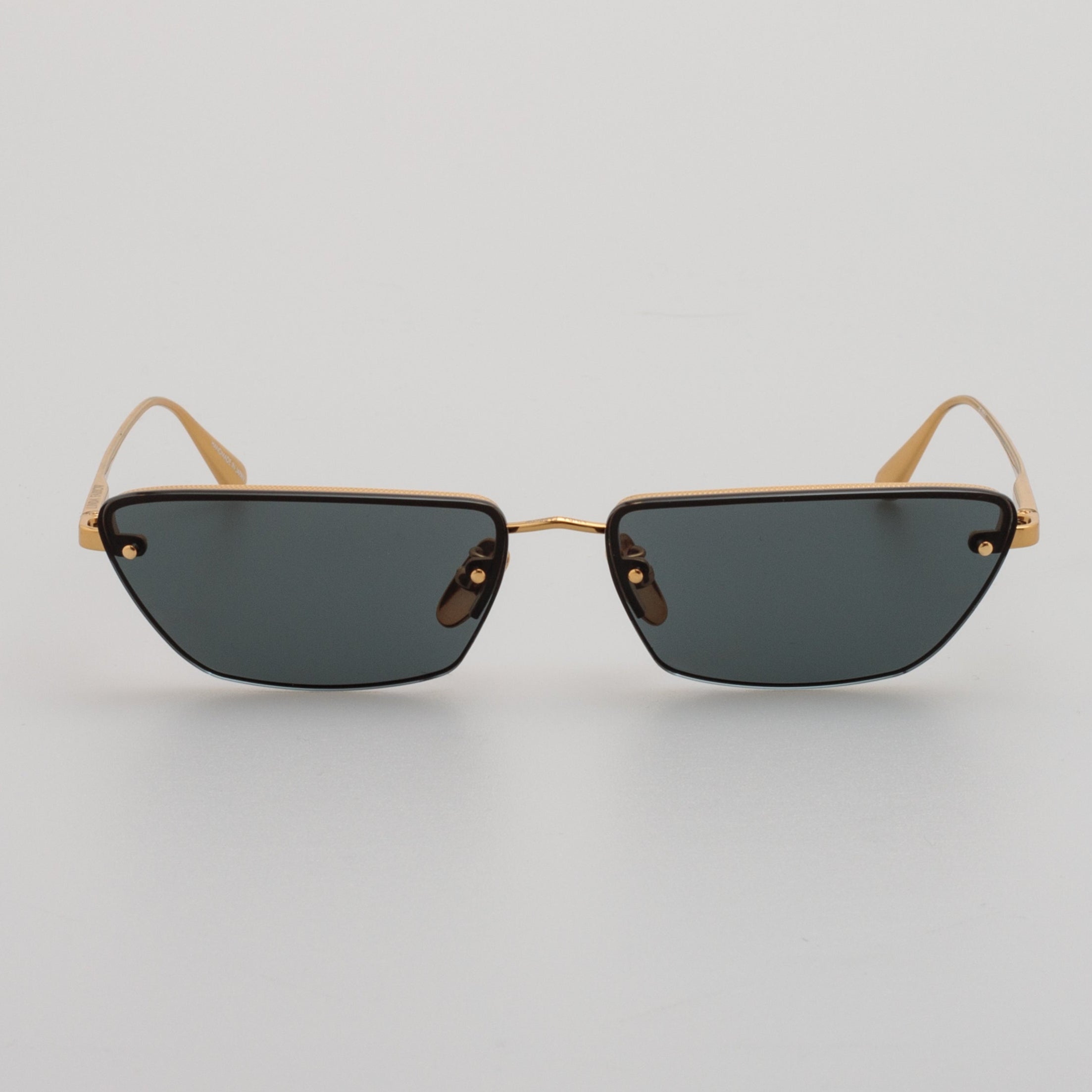 Cleo Cat Eye Sunglasses in Gradient Grey