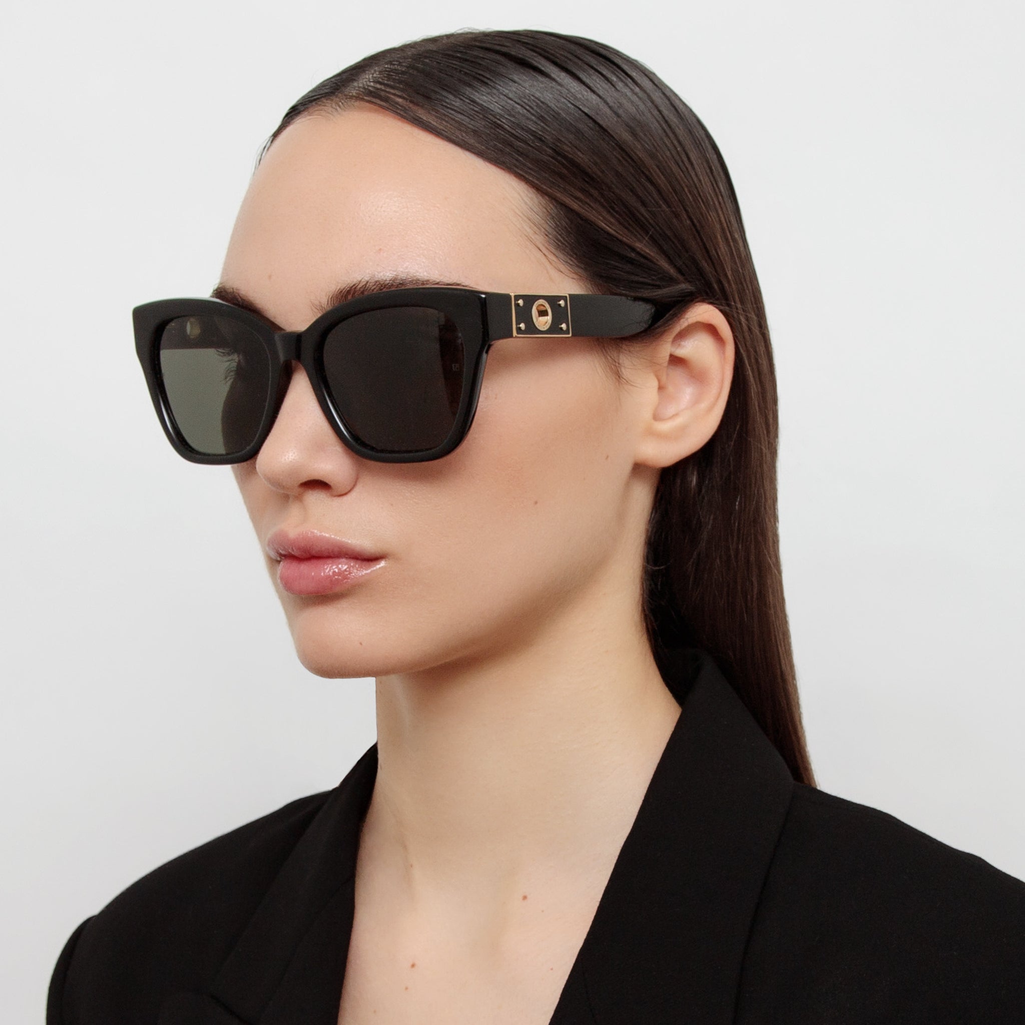 Tamara Cat Eye Sunglasses in Black