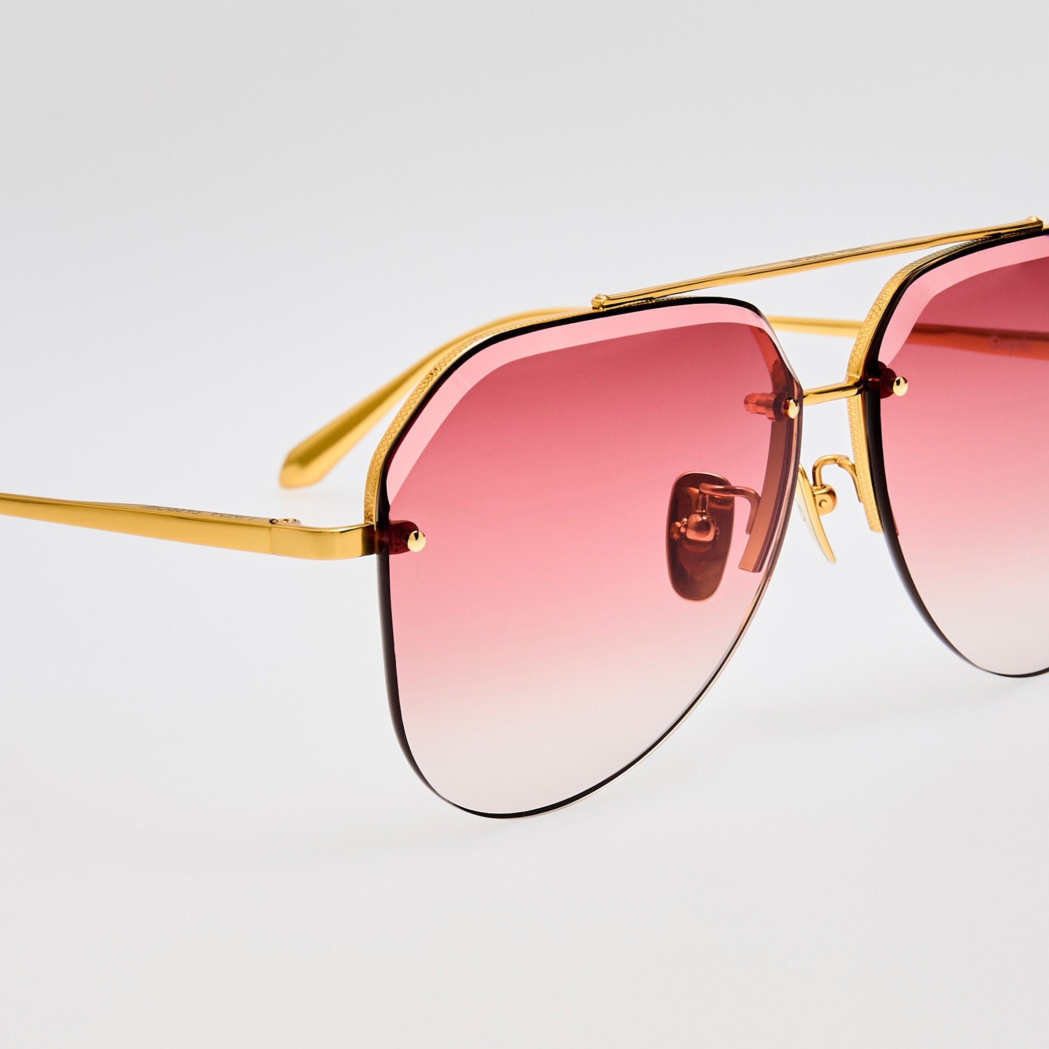 Quynh Sunglasses in Red and Gold
