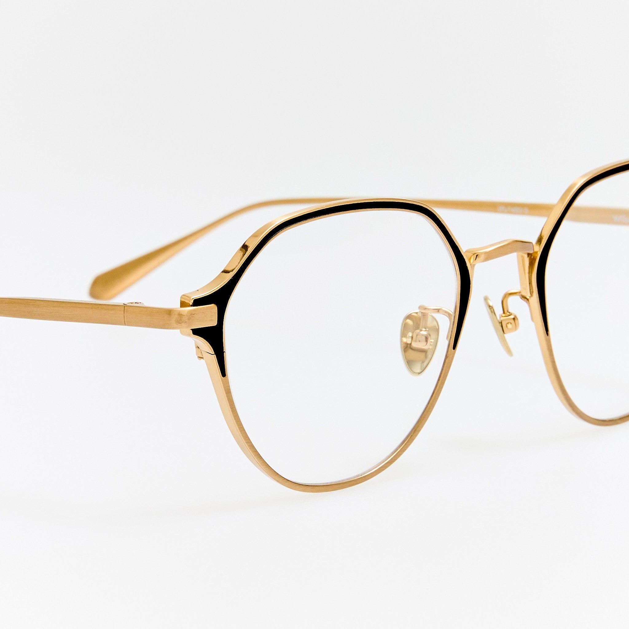 Wilson Optical in Satin Black and Matt Champagne