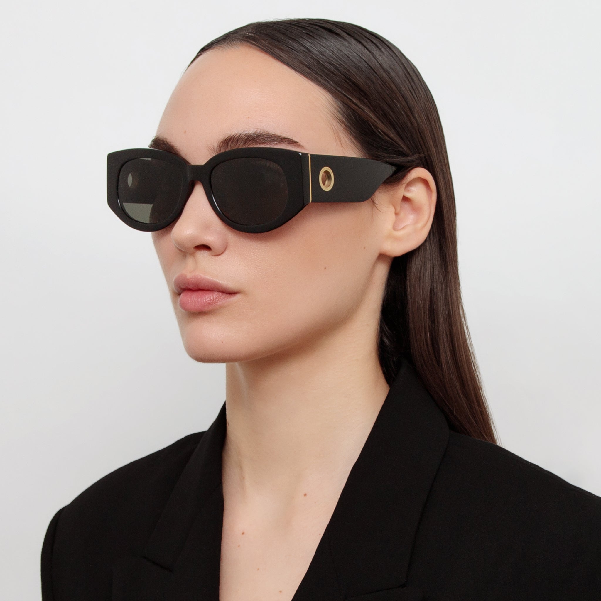 Debbie Sunglasses in Black