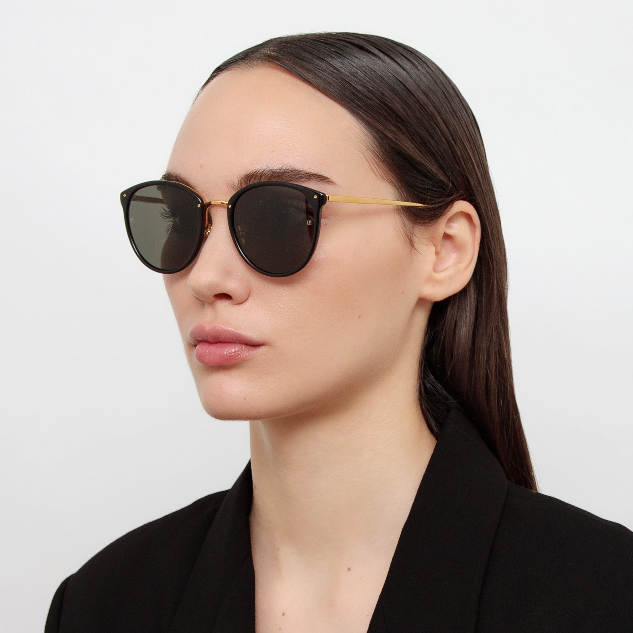 Calthorpe Sunglasses in Black